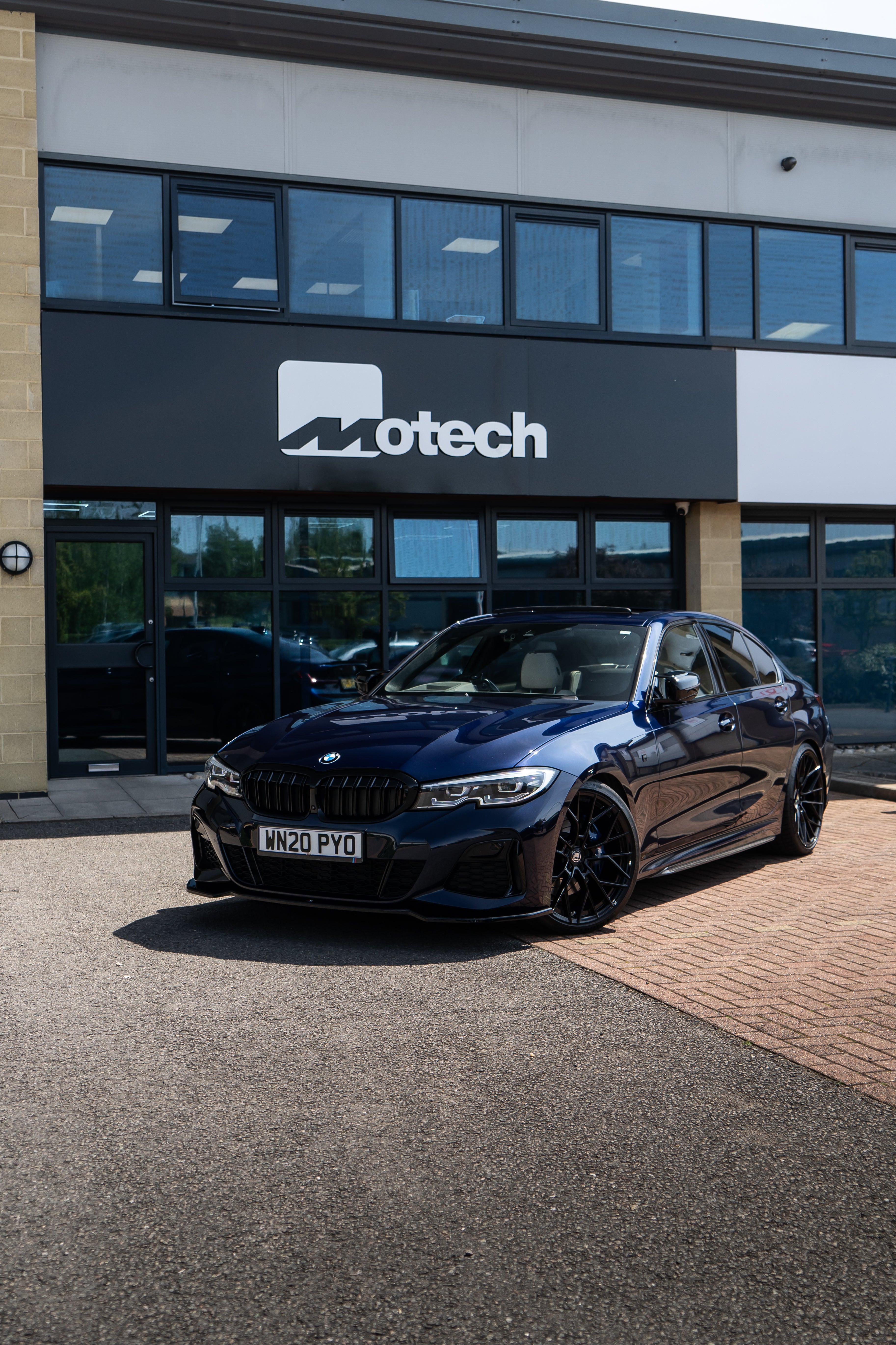 BMW G20 Saloon/G21 Touring Pre LCI Maxton Design Front Splitter