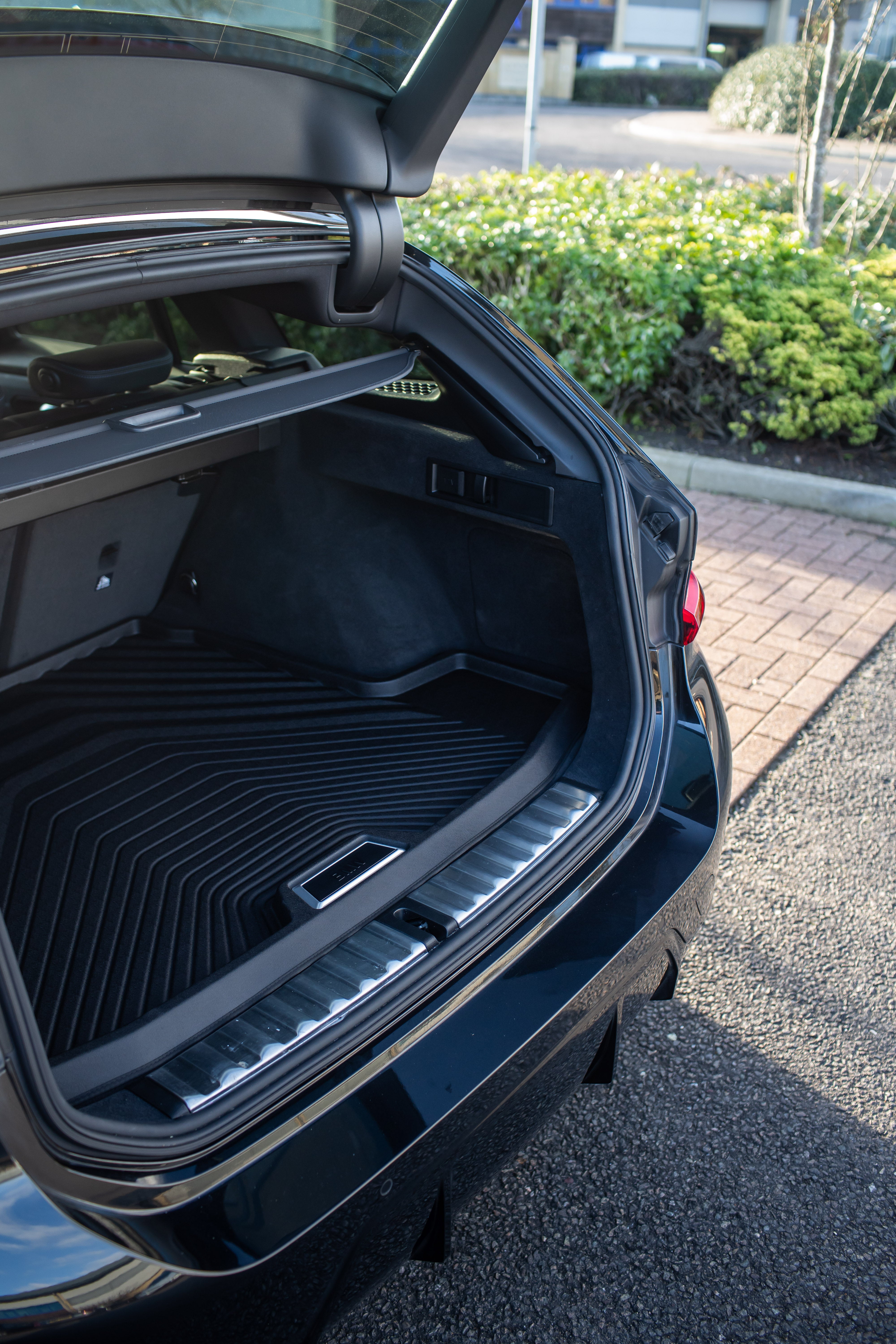 BMW 3 Series Genuine Fitted Car Boot Mat