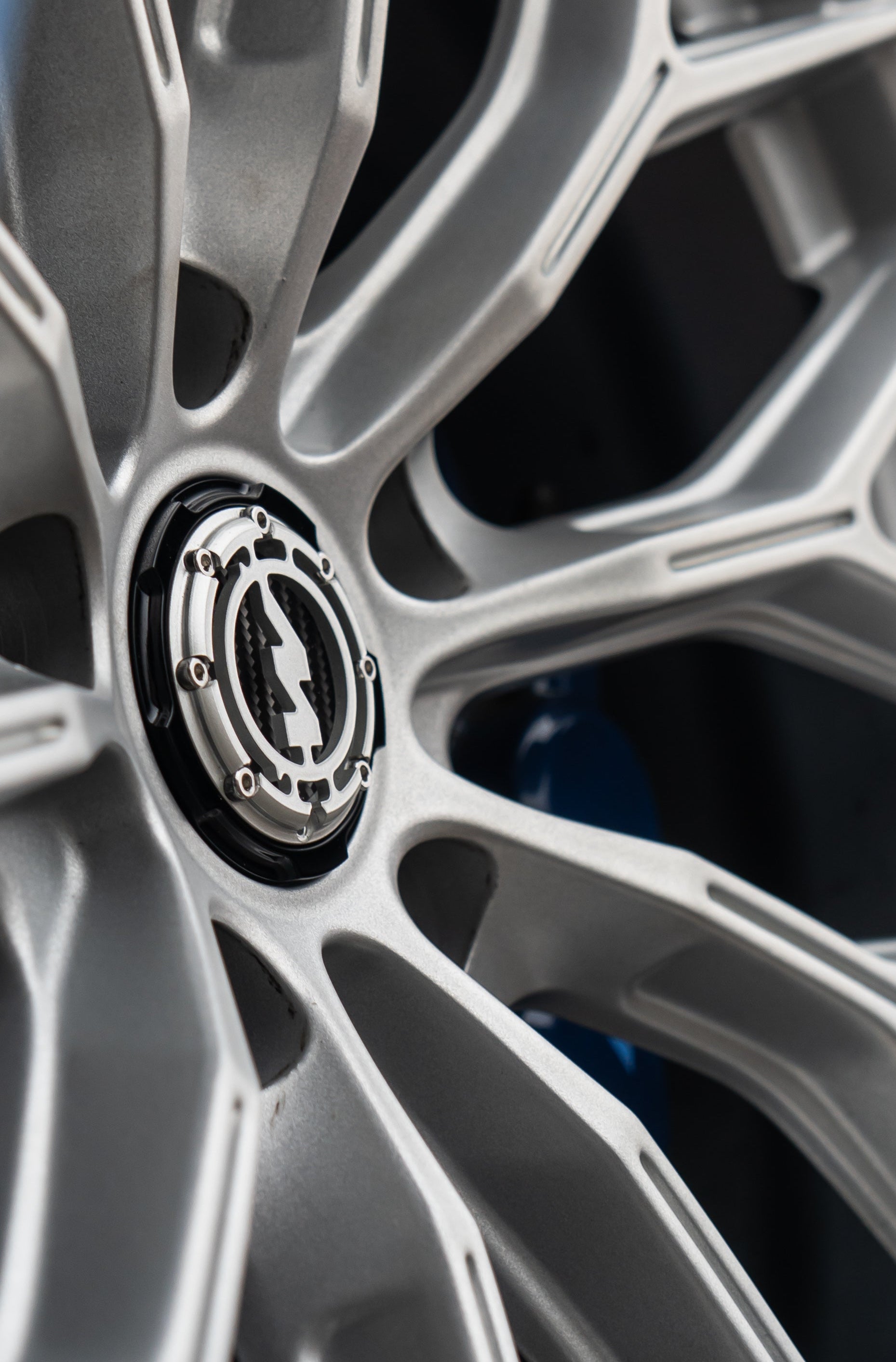 Golf R MK8 M-WX 20" Frozen Silver Motech Wheel