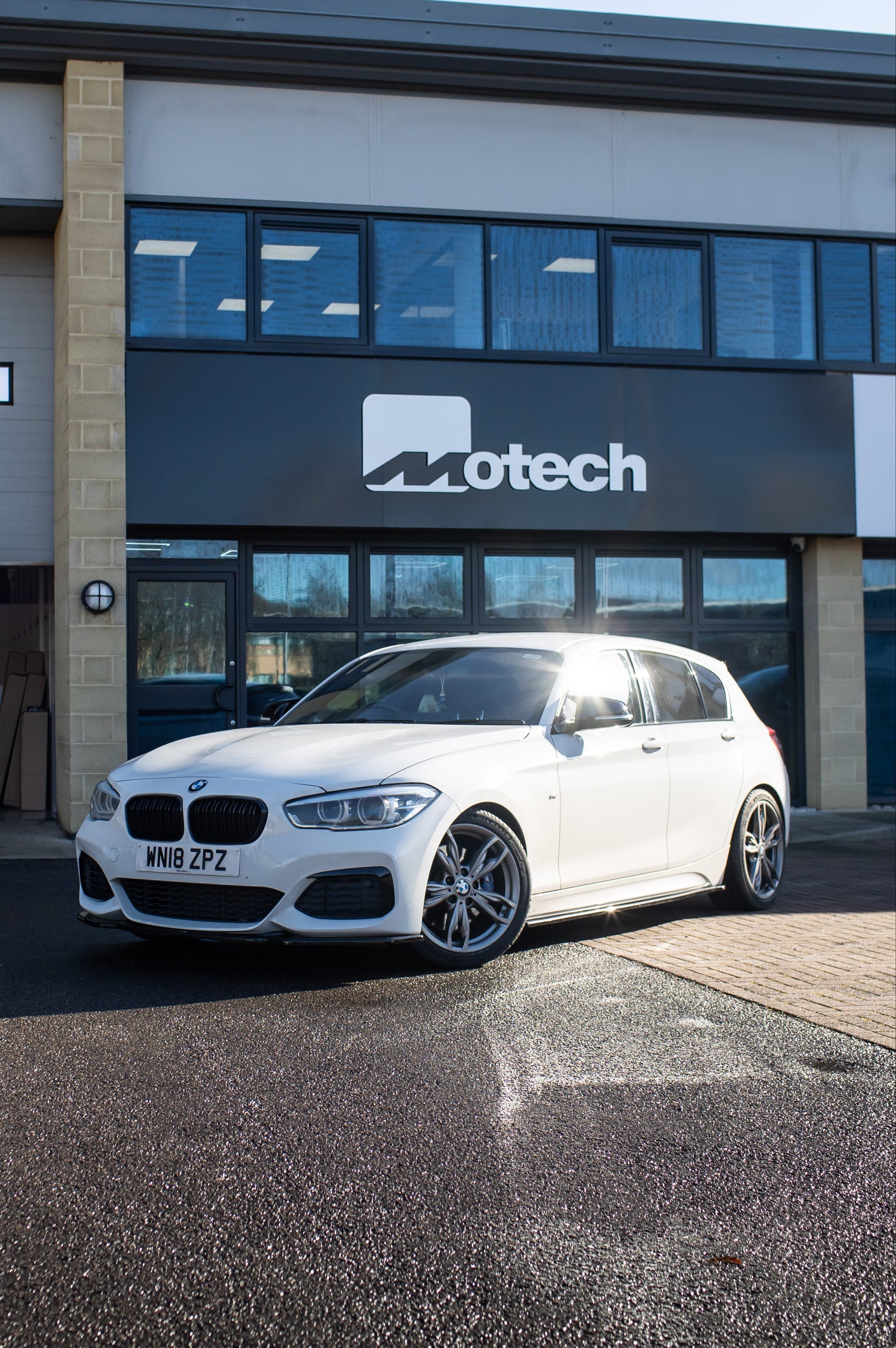 BMW F20 F21 1 Series (LCI) Maxton Design Side Skirts