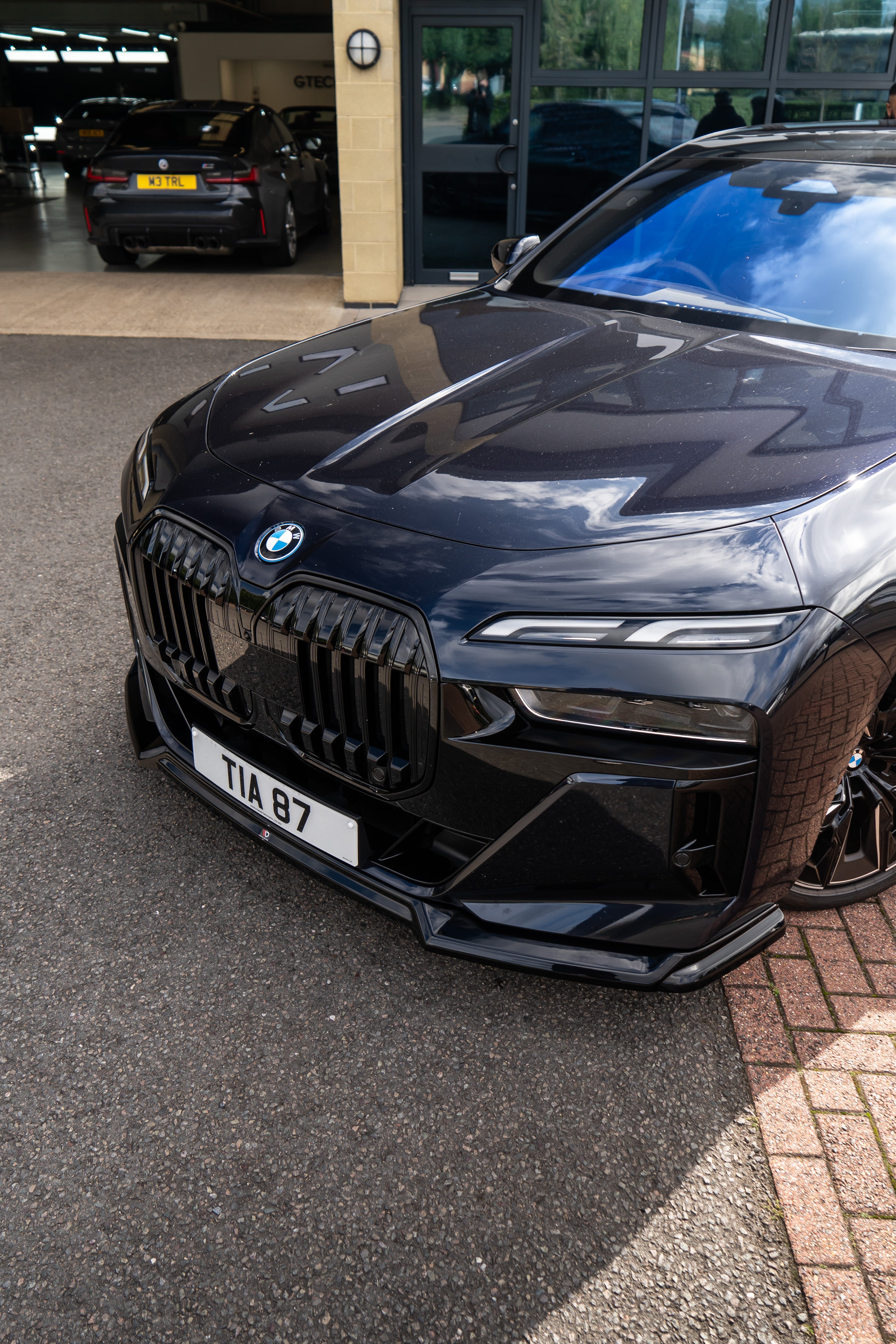 BMW G70 7 Series 740d Maxton Design Body Kit