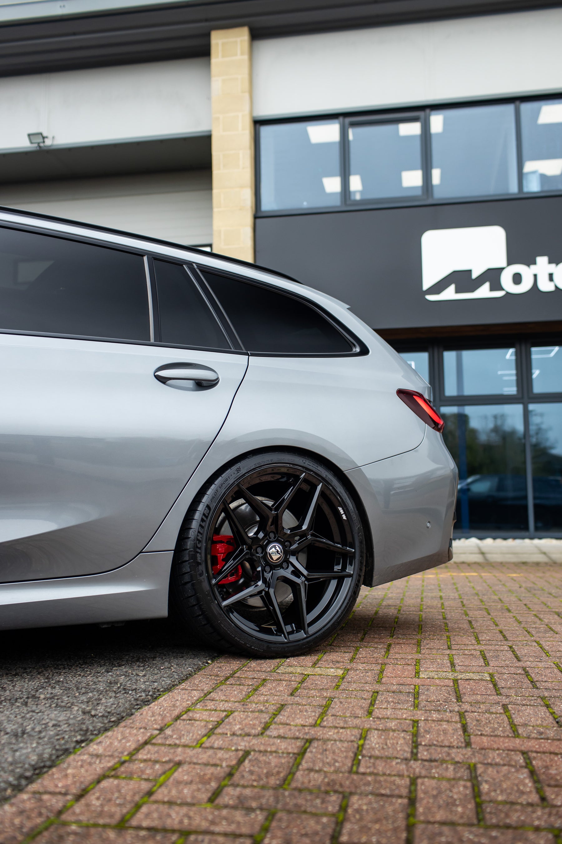 BMW 3 series G20/G21 M-W1 20" Precision Black Motech Wheel