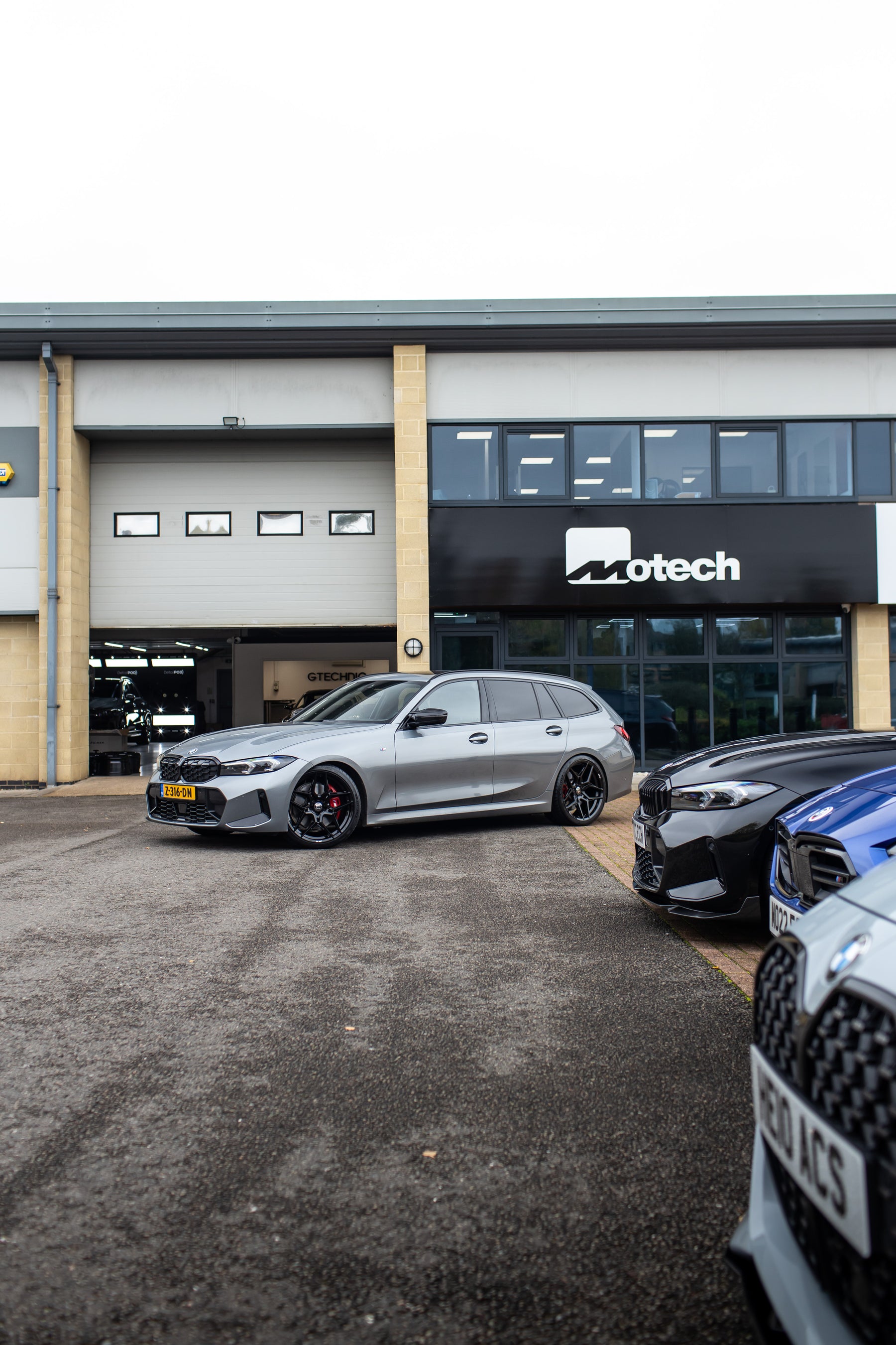 BMW 3 series G20/G21 M-W1 20" Precision Black Motech Wheel