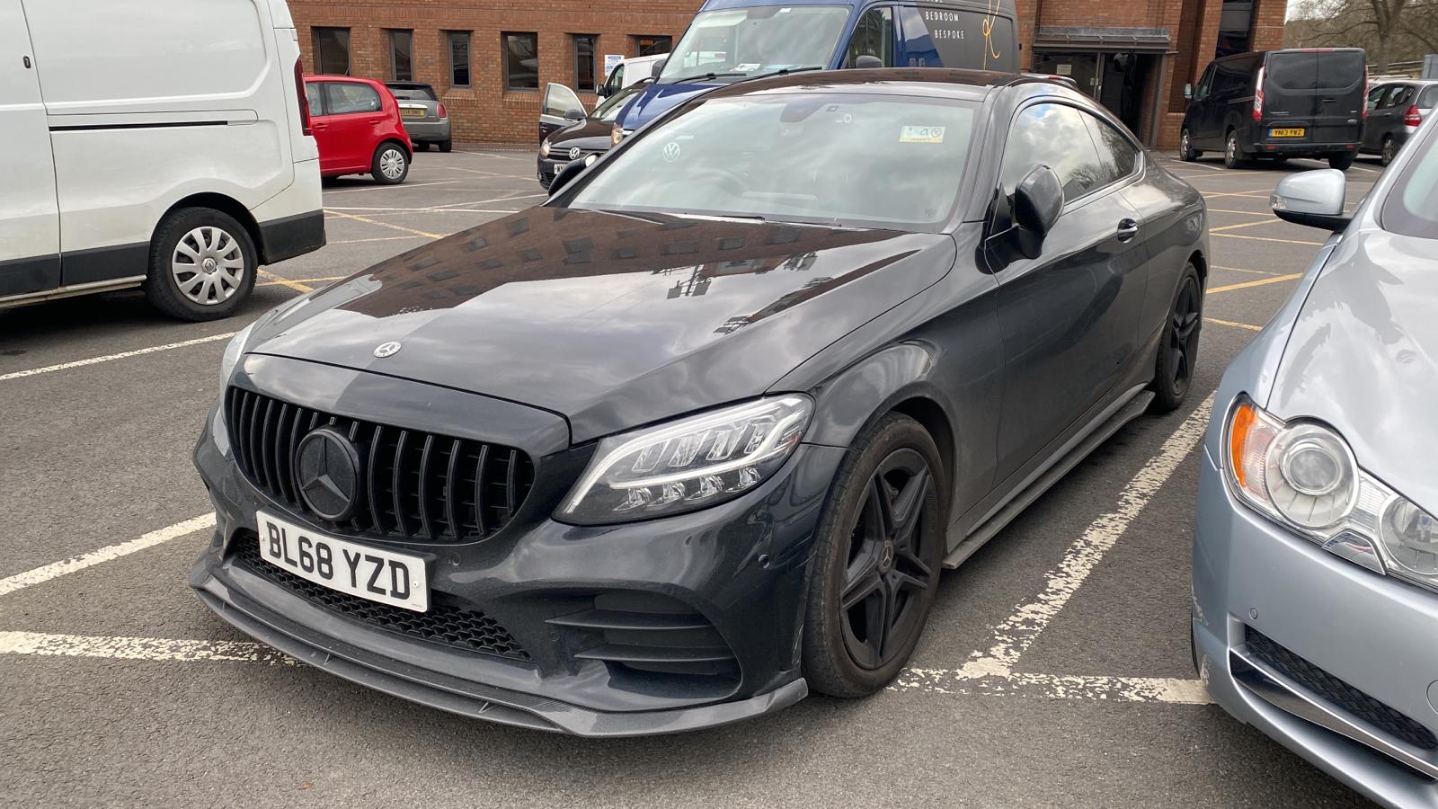 MERCEDES C43 & C CLASS W205 FACELIFT CARBON FIBRE SPLITTER - V1