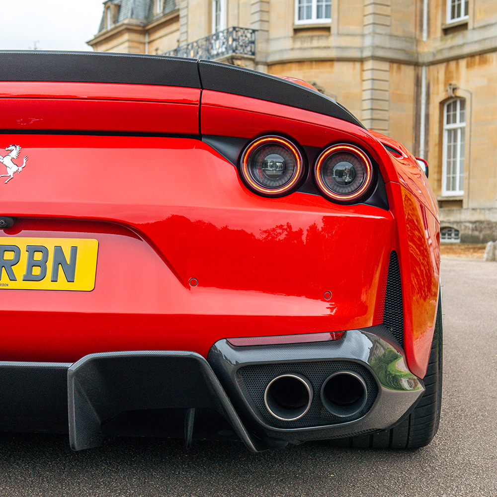 FERRARI 812 SUPERFAST CARBON FIBRE KIT V2 - CT DESIGN
