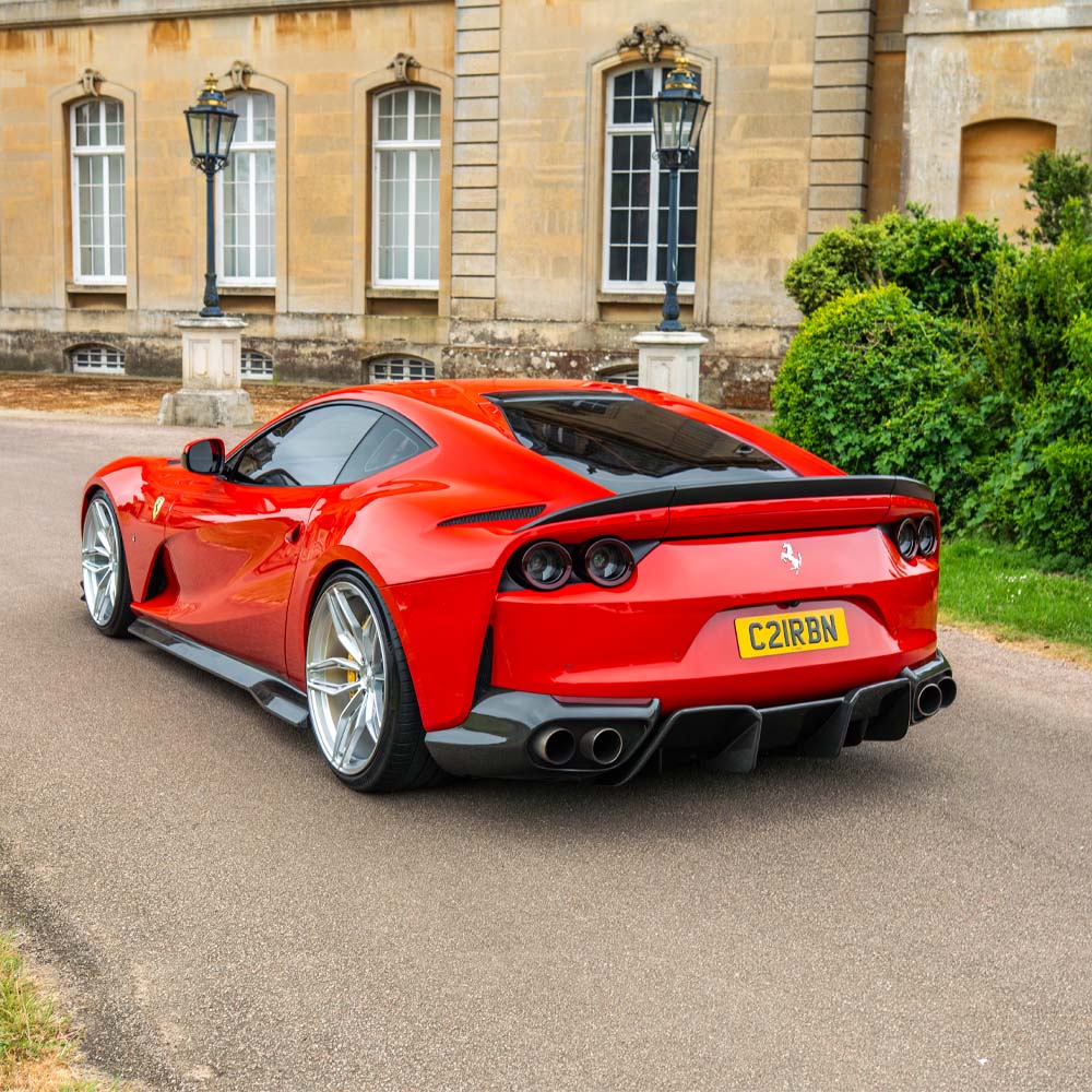 FERRARI 812 SUPERFAST CARBON FIBRE KIT V2 - CT DESIGN