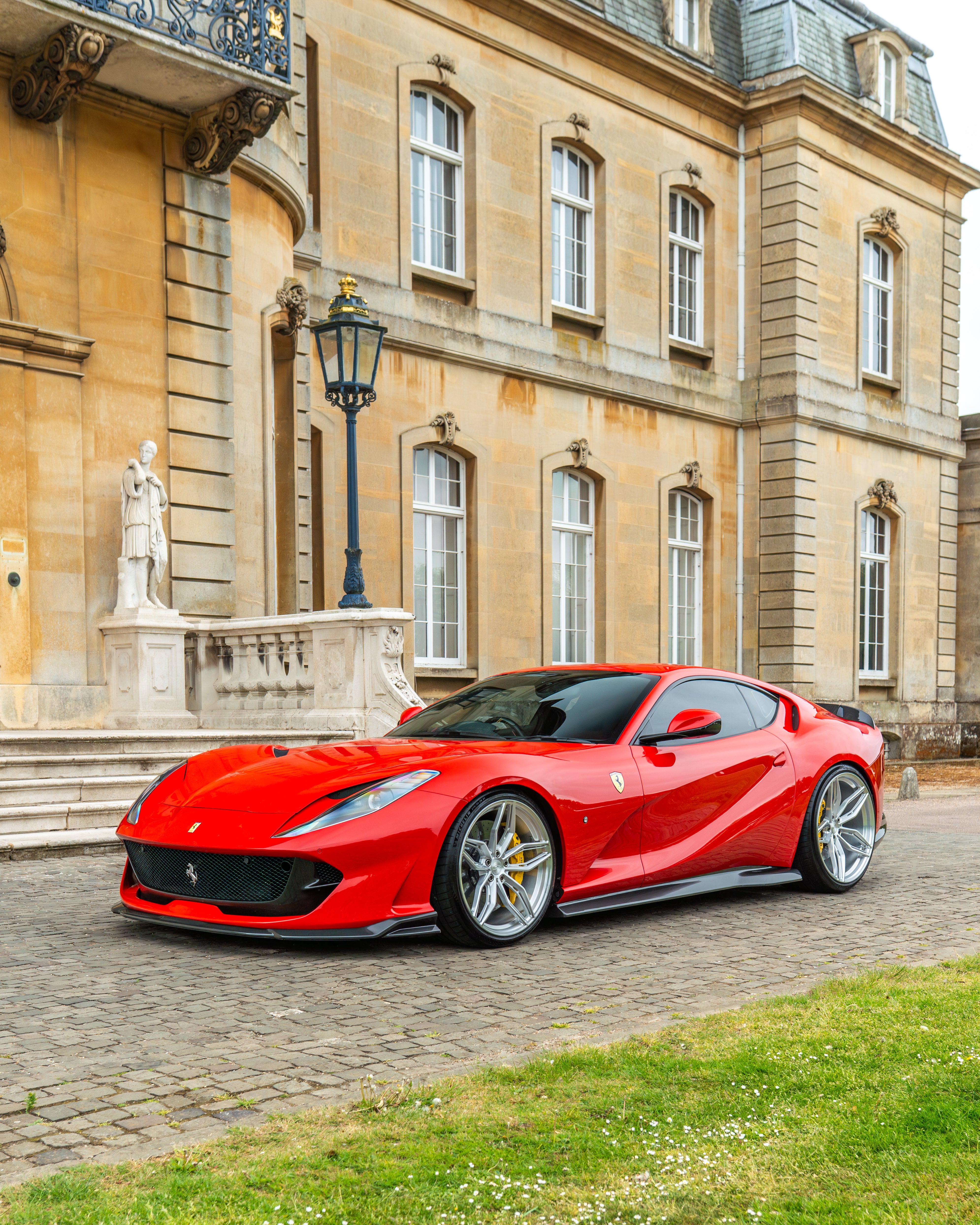 FERRARI 812 SUPERFAST CARBON FIBRE KIT V2 - CT DESIGN