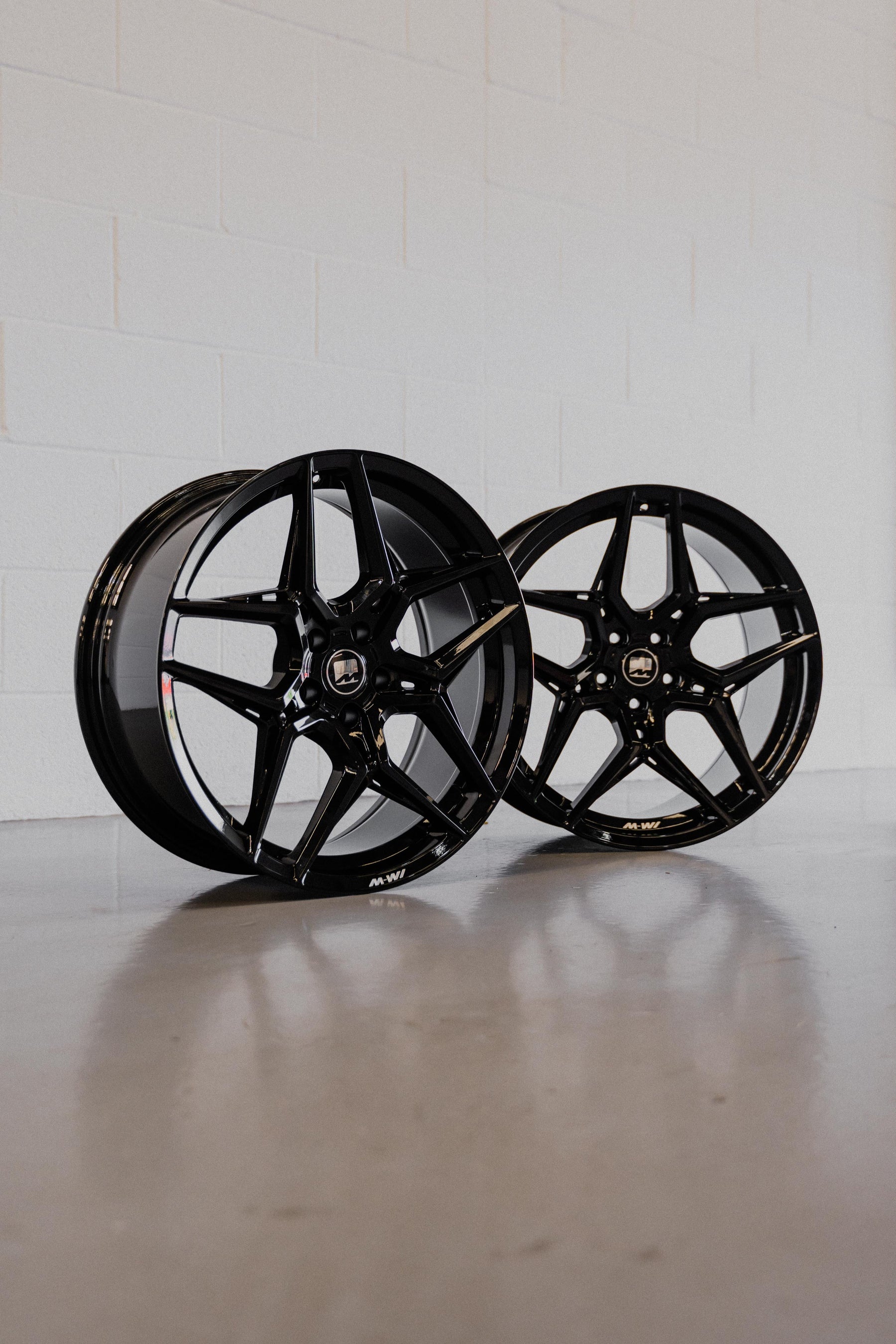 BMW 3 series G20/G21 M-W1 20" Precision Black Motech Wheel