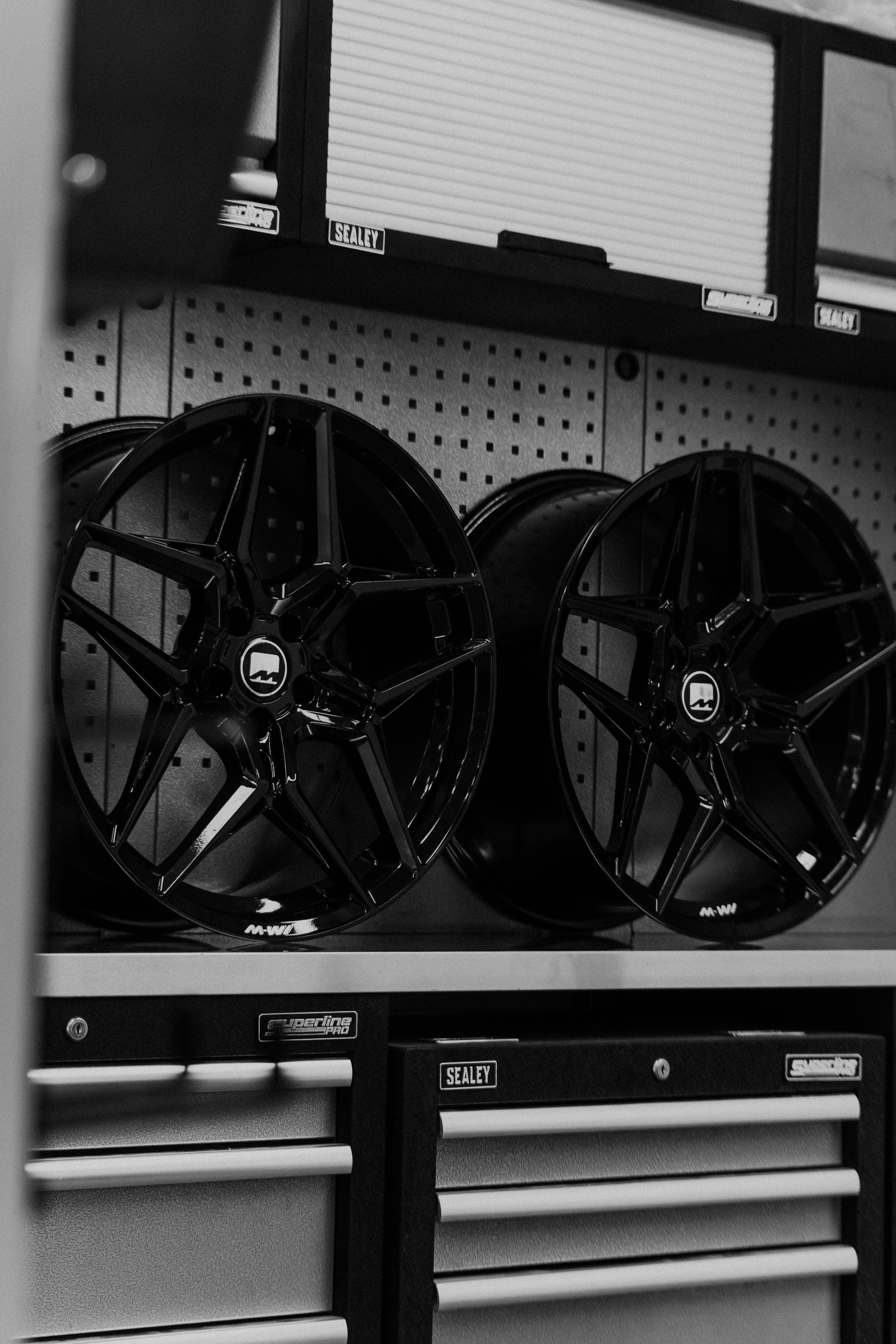 BMW 5 Series G30 G31 M-W1 20" Precision Black Motech Wheel