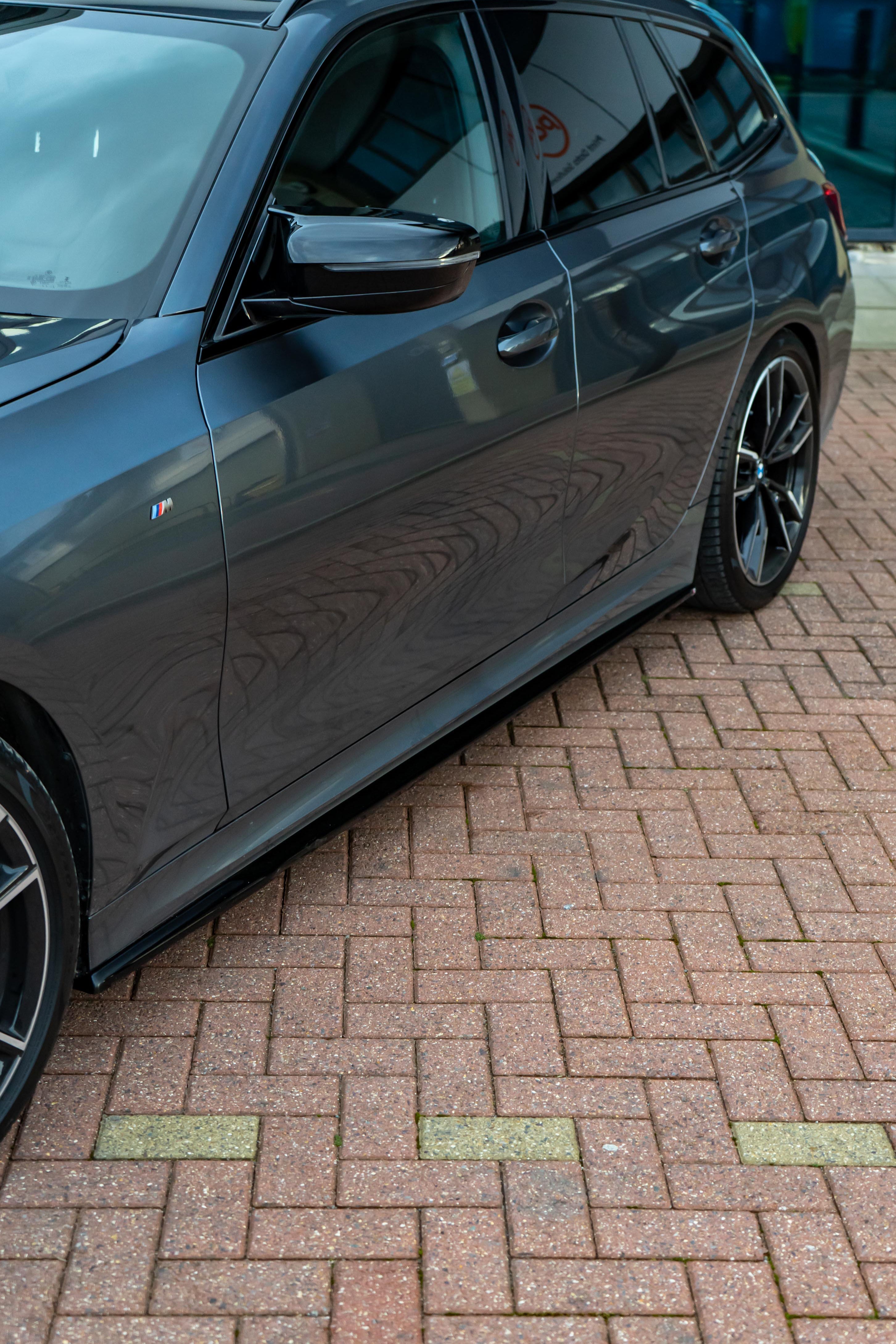 BMW G20 Saloon/G21 Touring Pre LCI Maxton Design Side Skirts