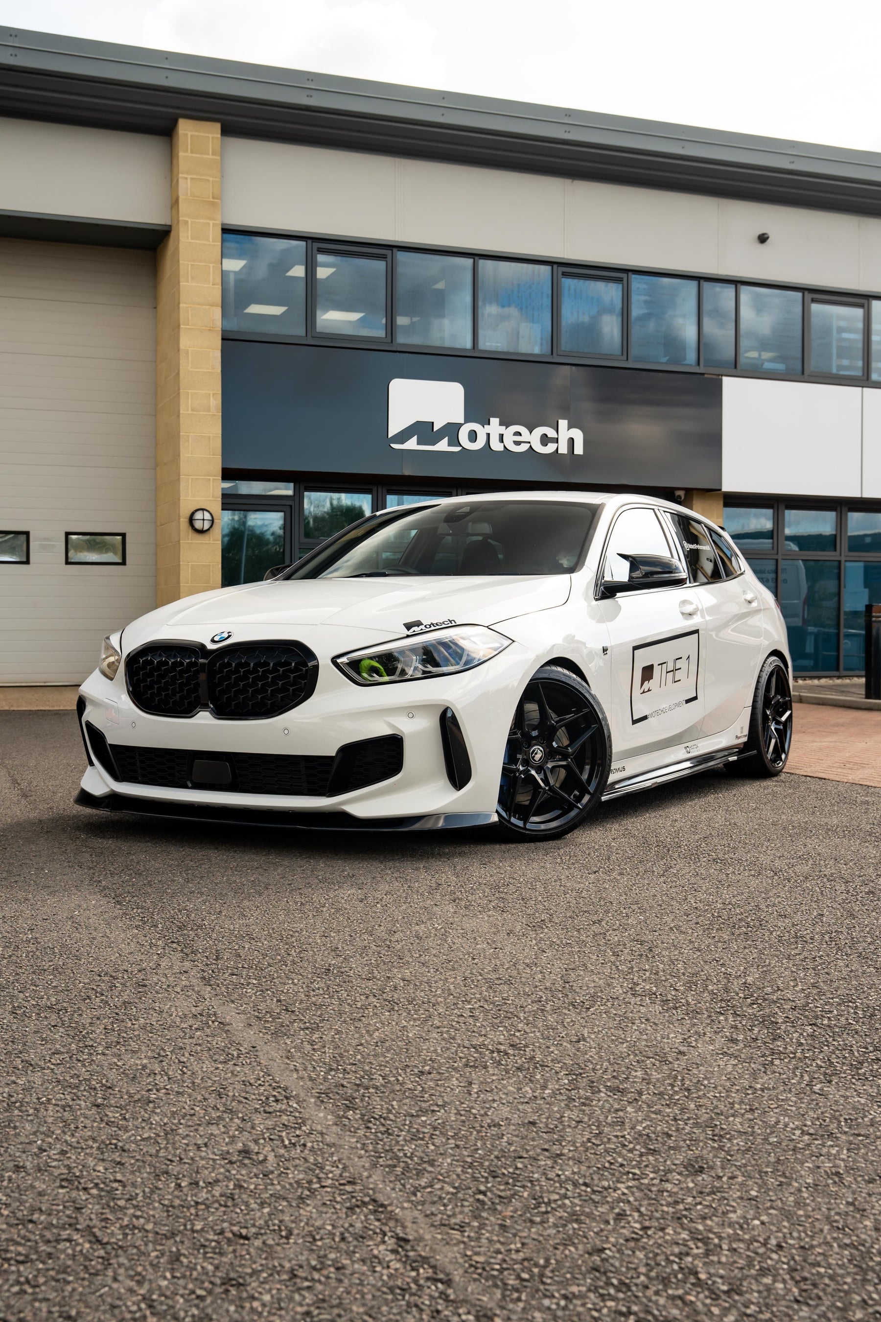 BMW M135i xDrive F40 Zaero Kit
