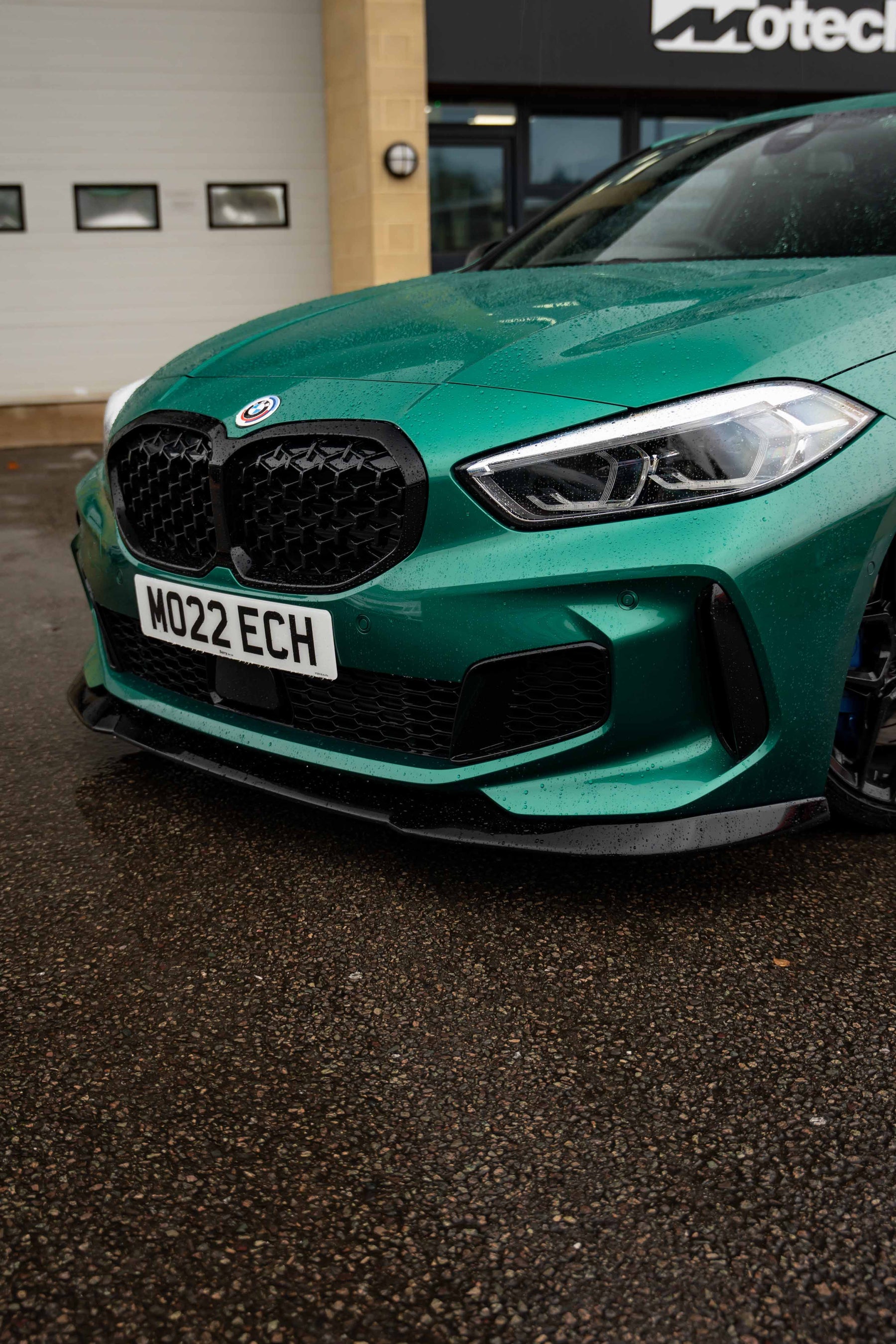 BMW M135i xDrive F40 Zaero Kit