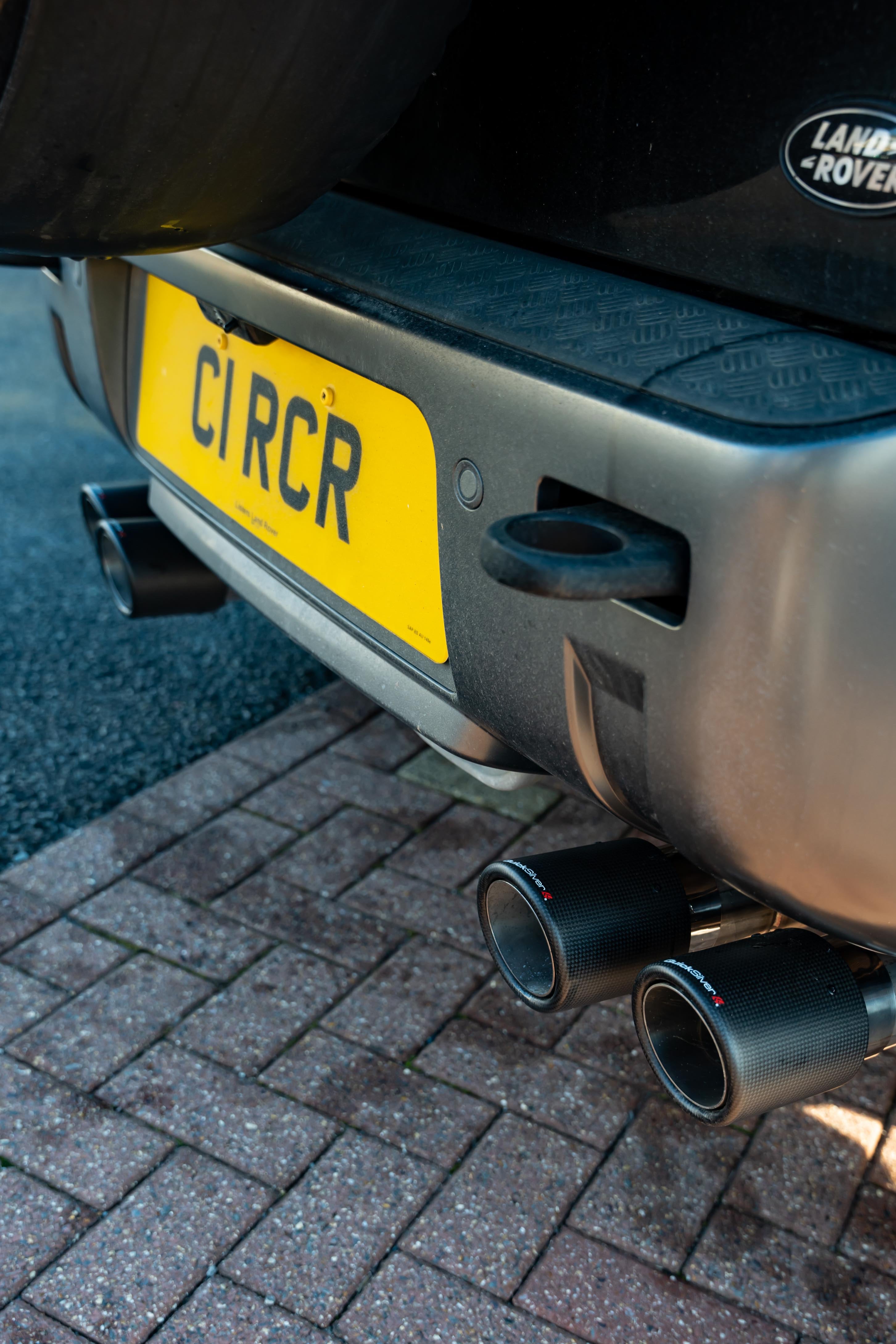 Land Rover Defender V8 90 and 110 Quicksilver with Sound Architect (2021 on)