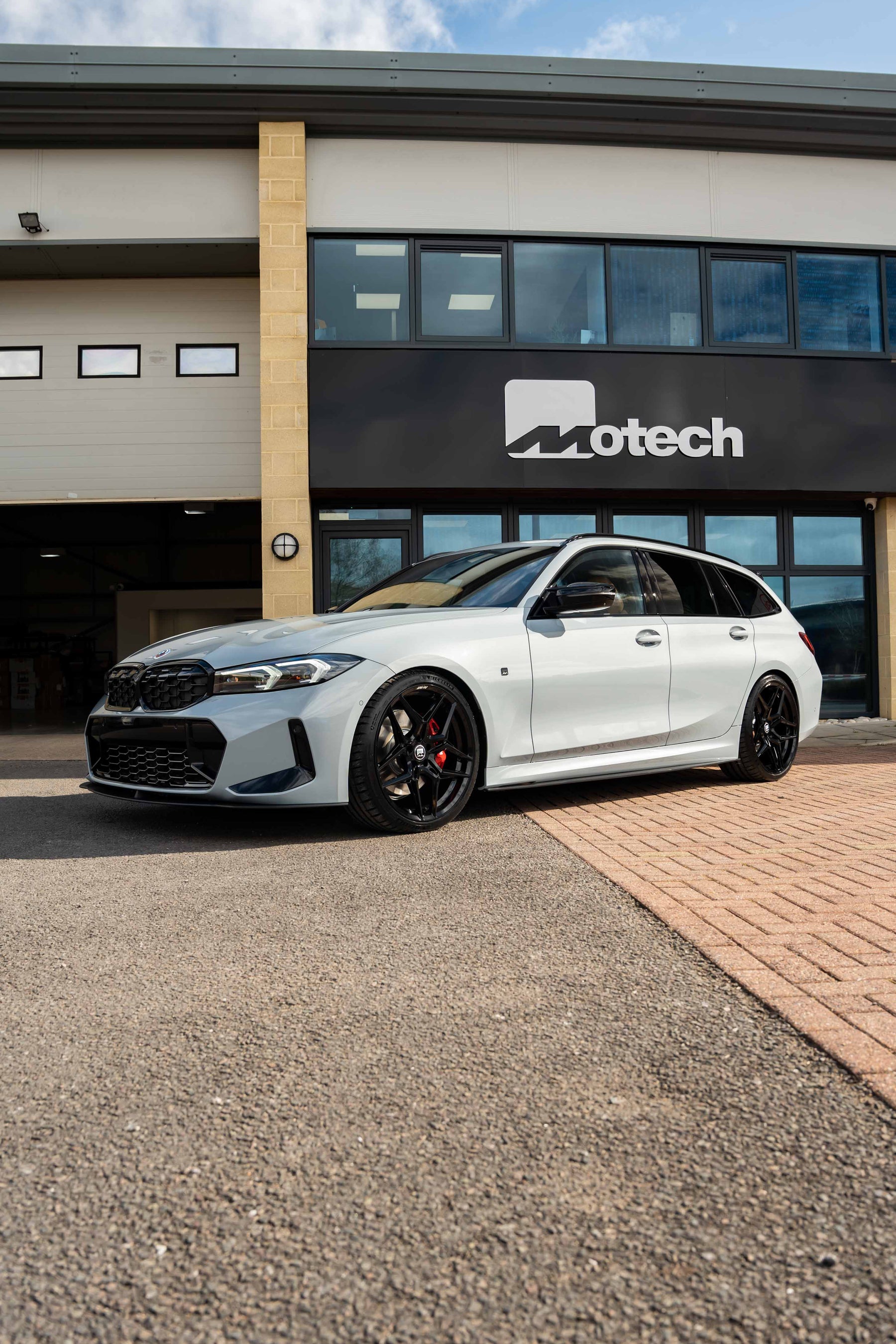 BMW 3 series G20/G21 M-W1 20" Precision Black Motech Wheel