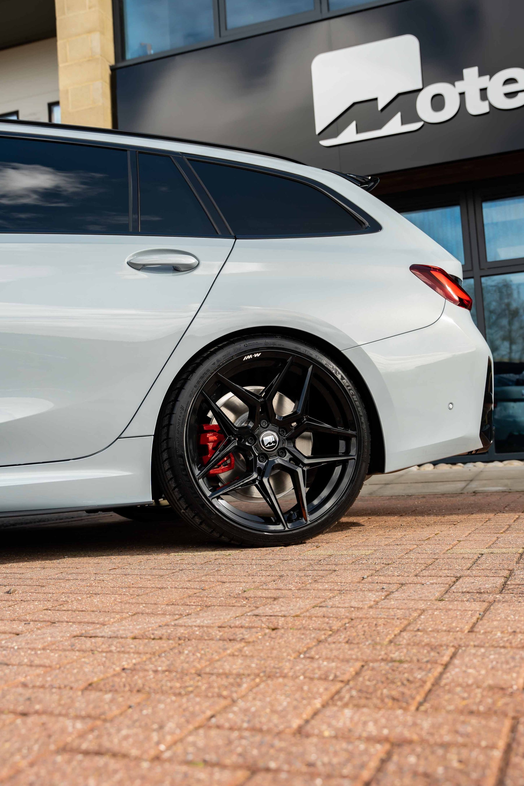 BMW 3 series G20/G21 M-W1 20" Precision Black Motech Wheel