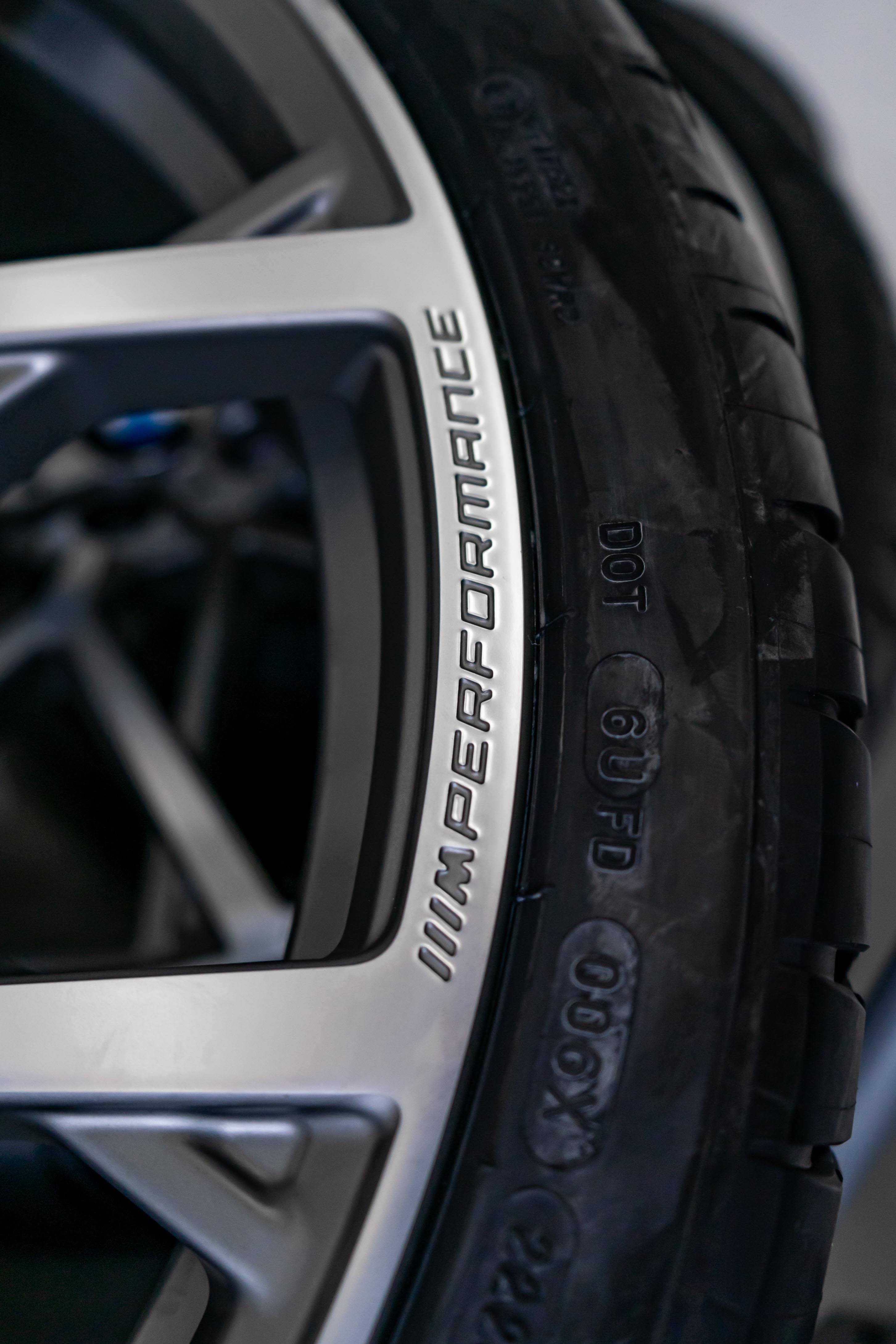 BMW 795-M M Performance Wheels