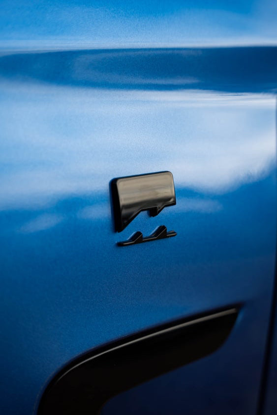 Motech 3D Gloss Black M Badges