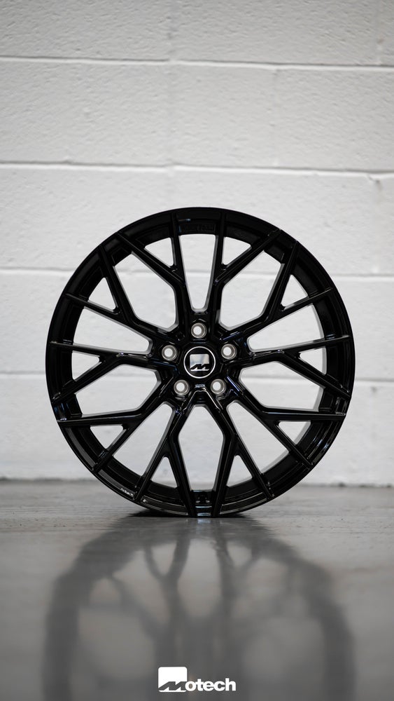 BMW i4 M-W3 20" Precision Black Motech Wheel