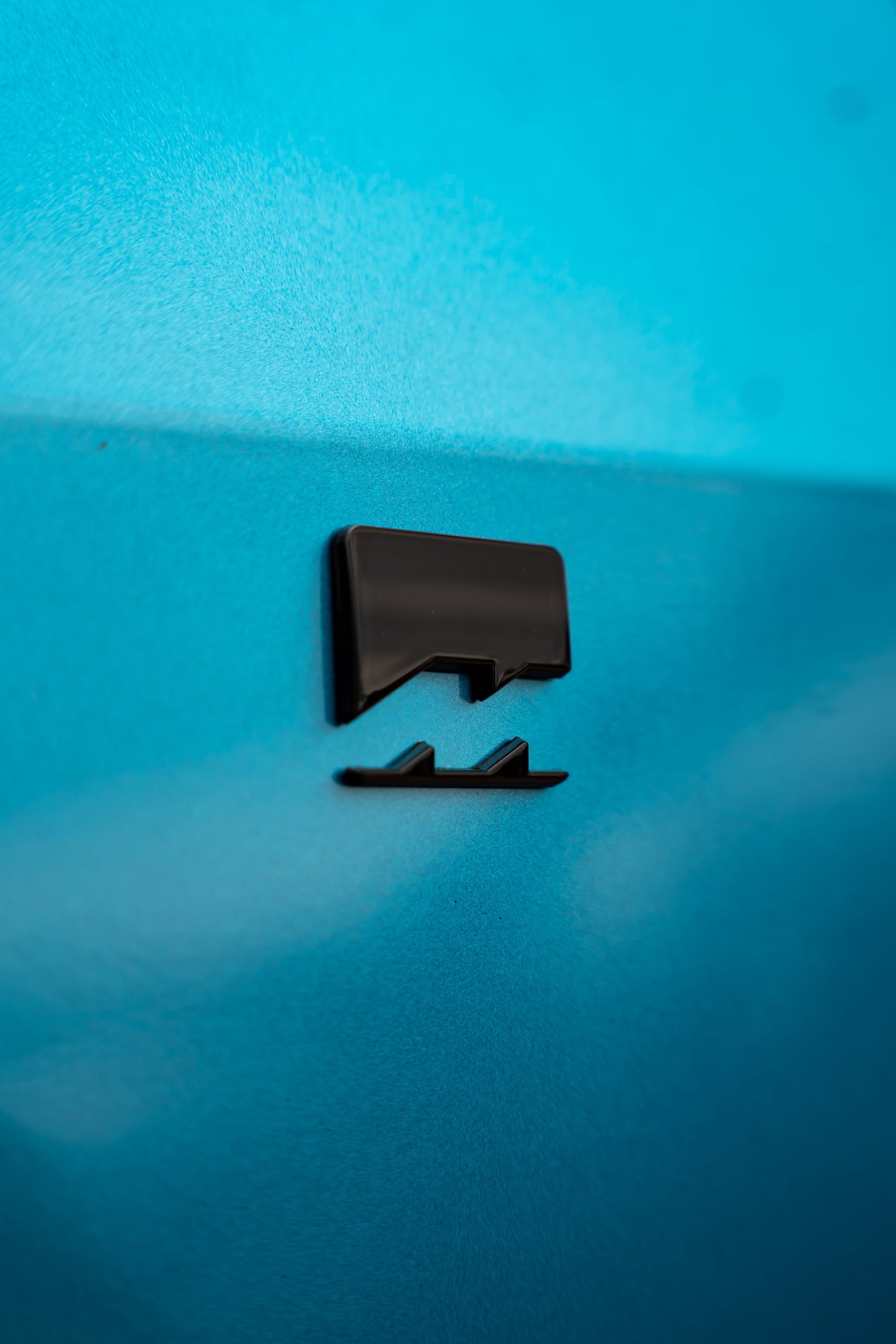 Motech 3D Gloss Black M Badges