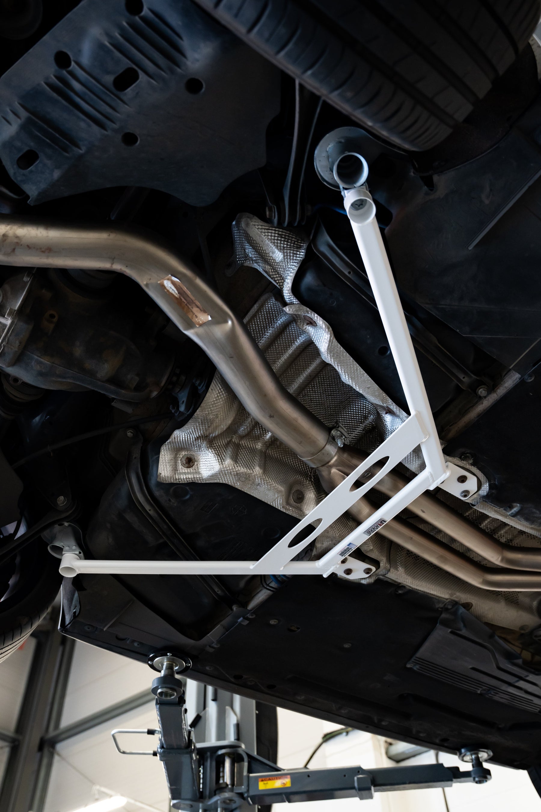 BMW F20/21/22 M135i/140 Ultra Racing Under Body Brace