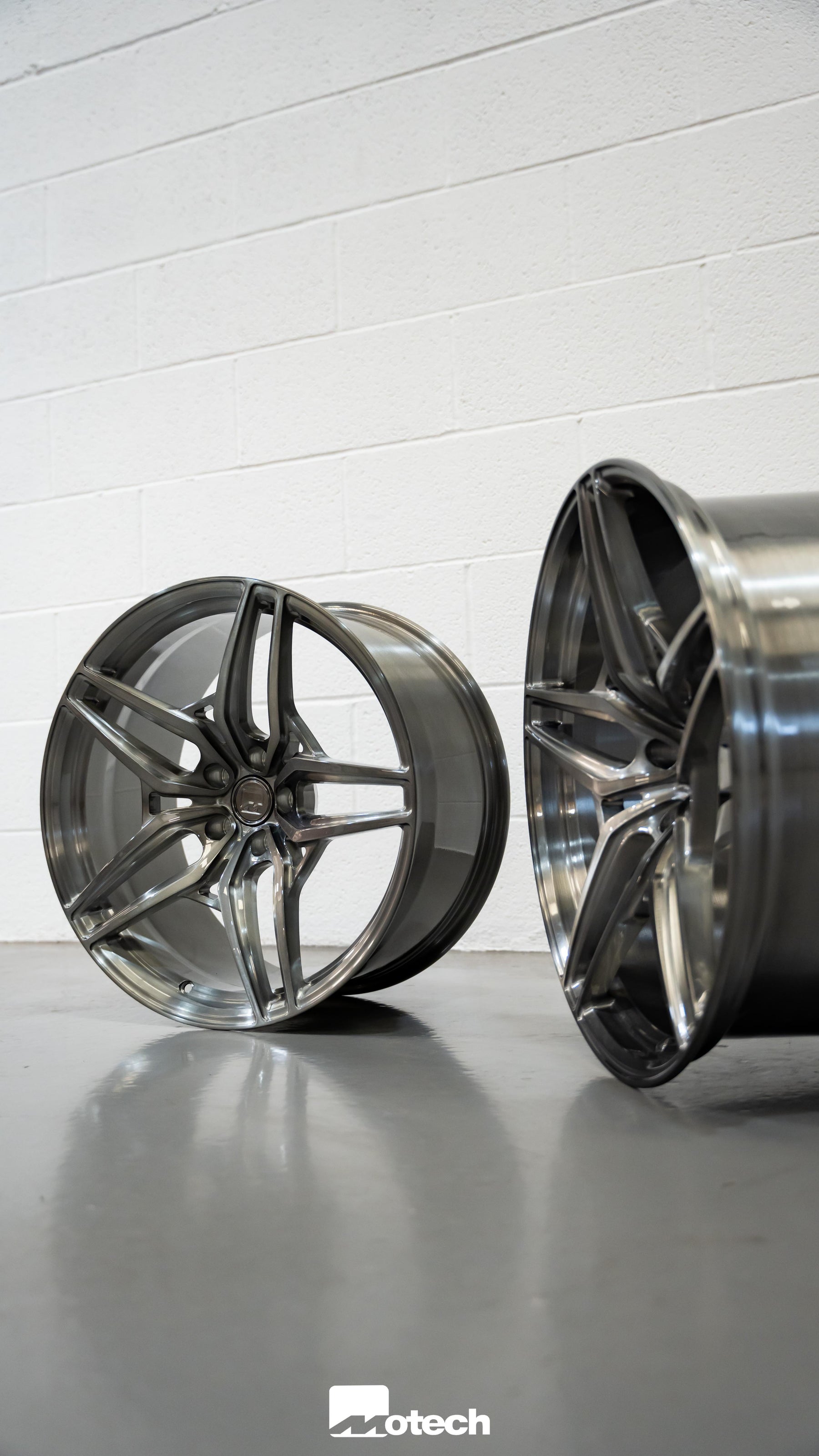 M-W2 Fully Forged Motech Wheel