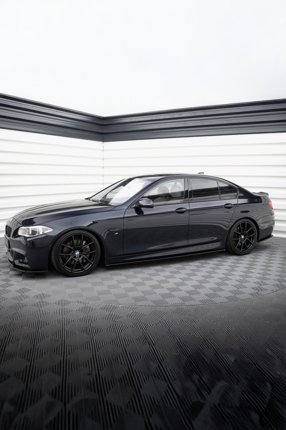 BMW 5 Series F10 Maxton Design Side Skirts