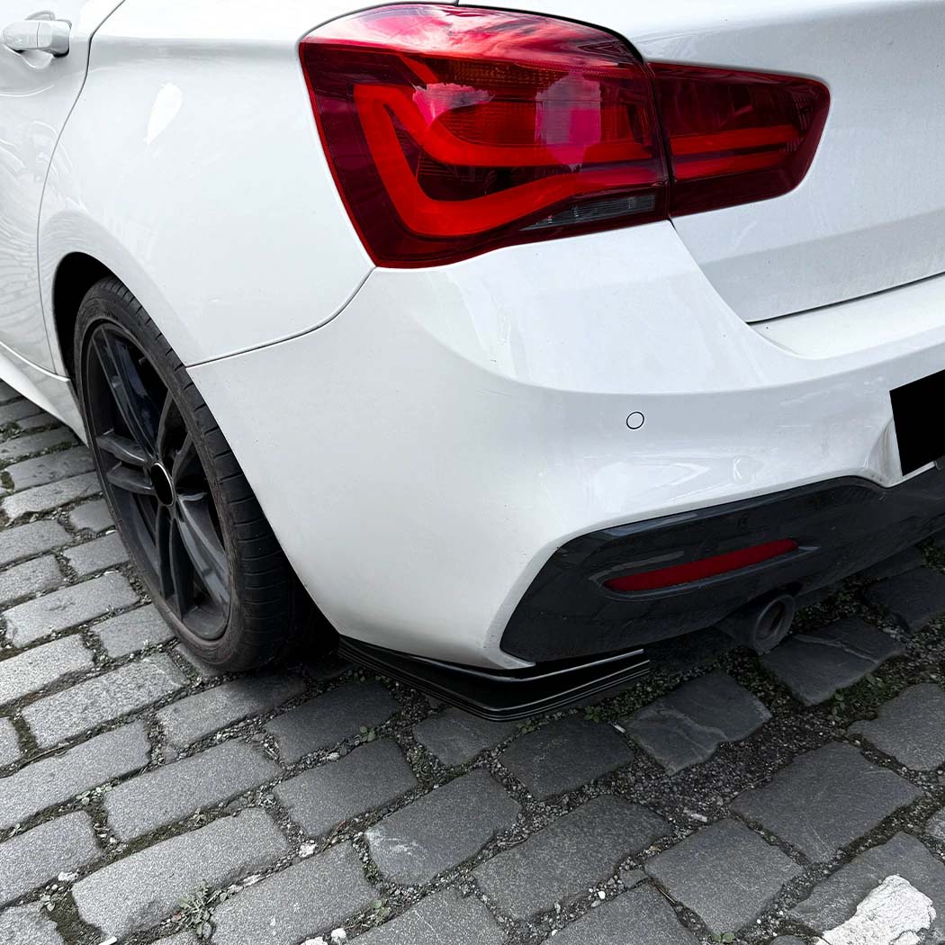 BMW F20/F21 1 SERIES LCI 2015-2019 GLOSS BLACK REAR BUMPER CORNERS