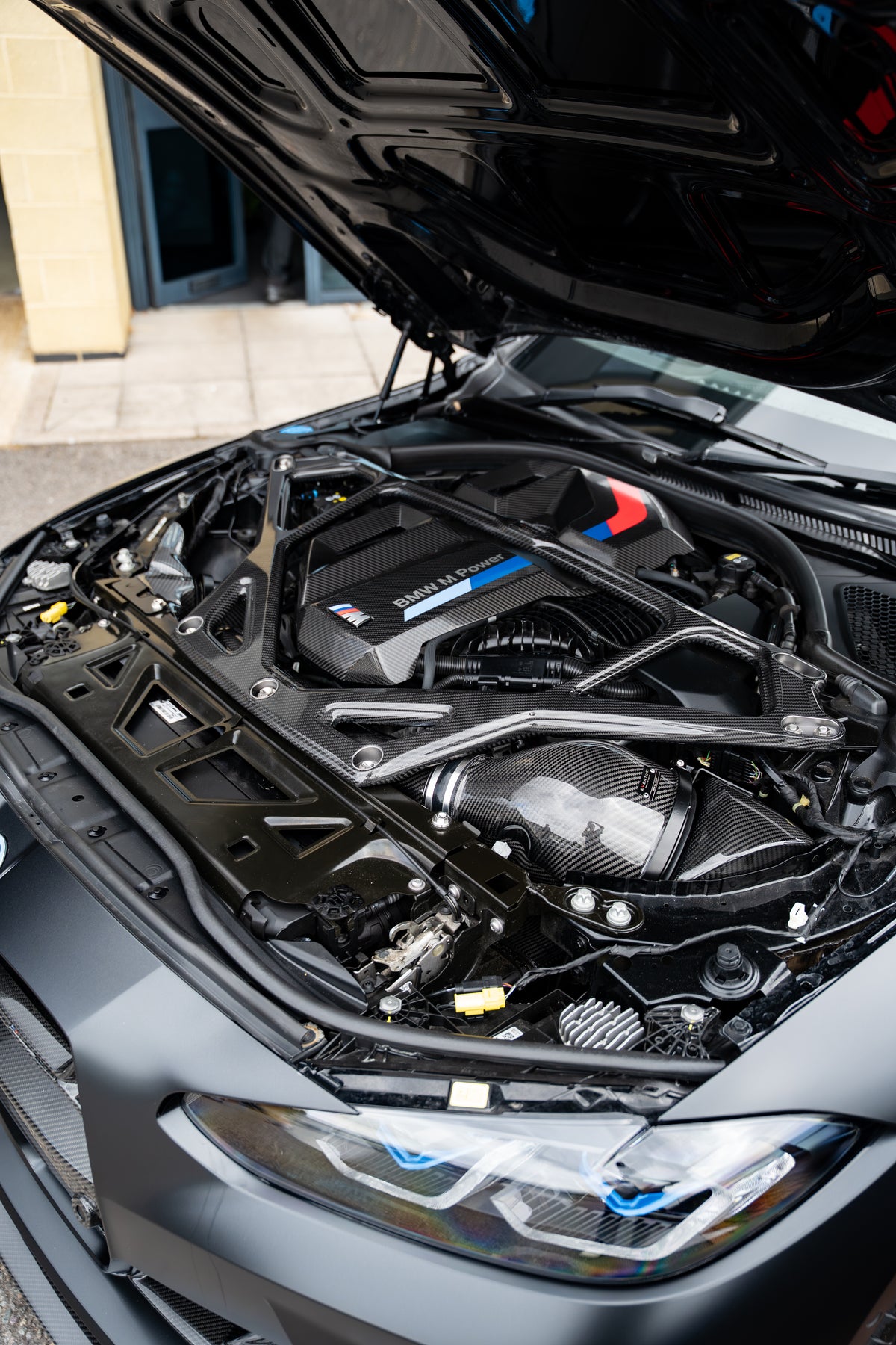BMW M3 G80/G81 Eventuri Carbon Fibre Strut Brace