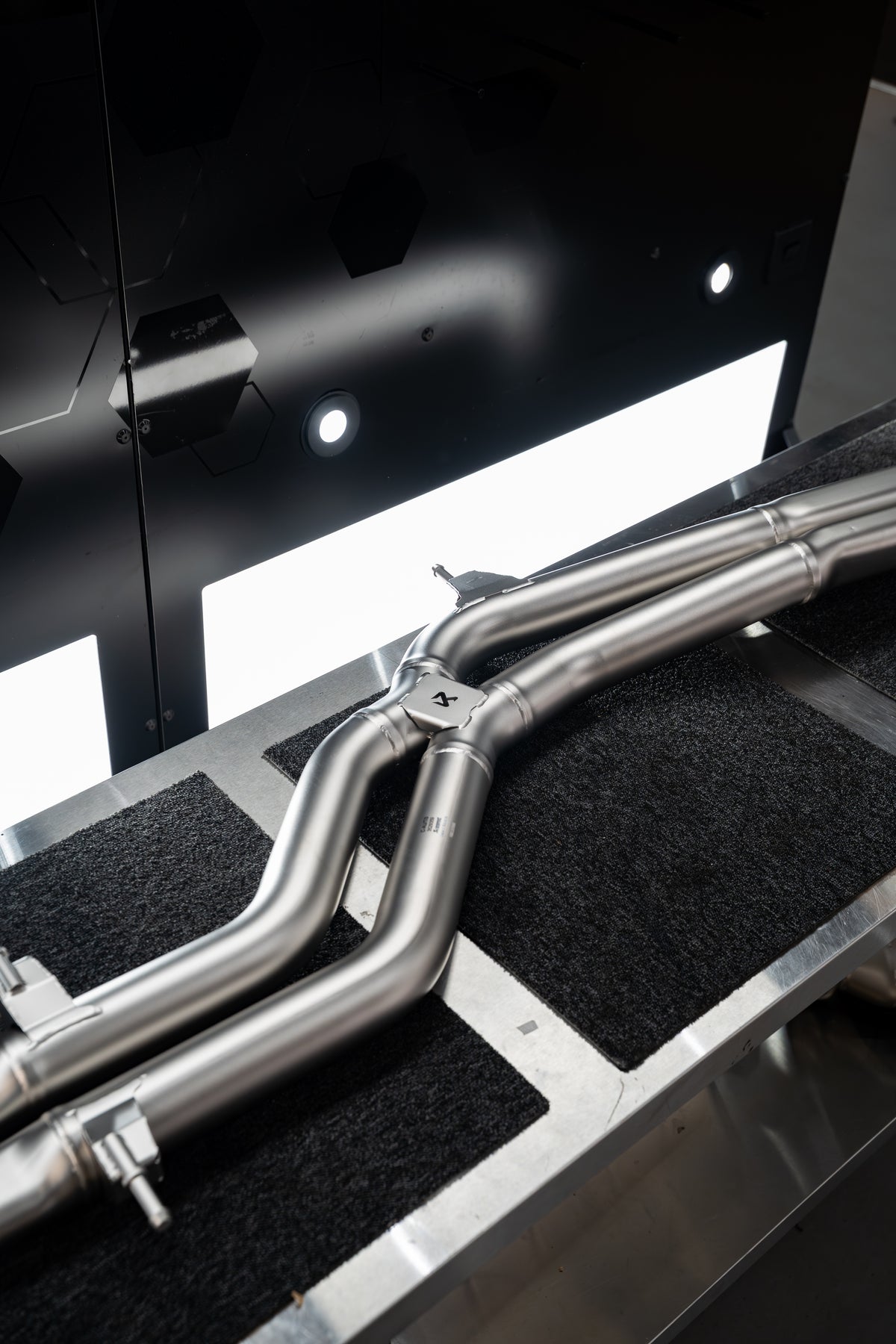 Audi RSQ8 (4M) | Akrapovic | Evolution Line (Titanium) 2025 (FL)