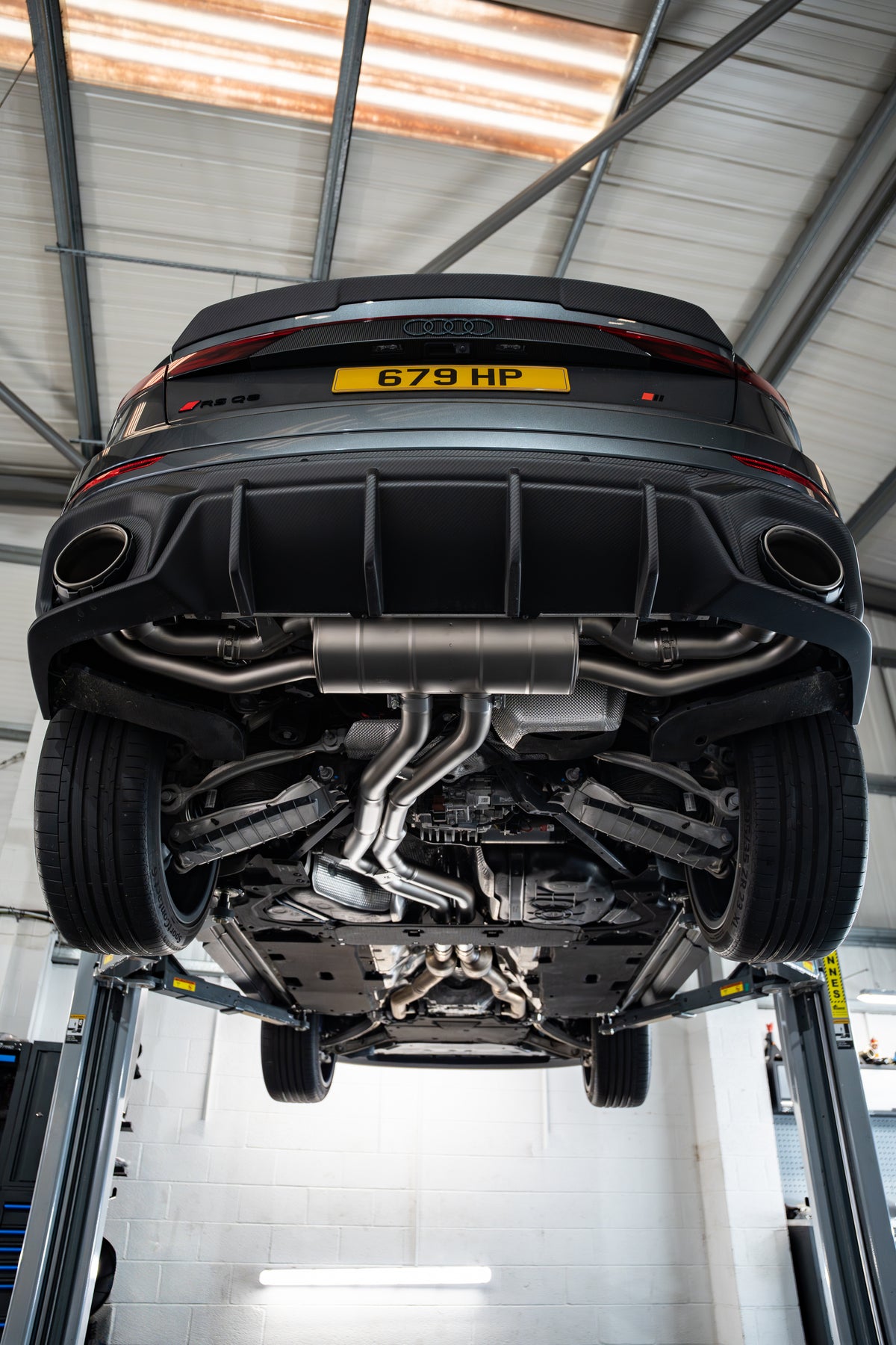 Audi RSQ8 (4M) | Akrapovic | Evolution Line (Titanium) 2025 (FL)