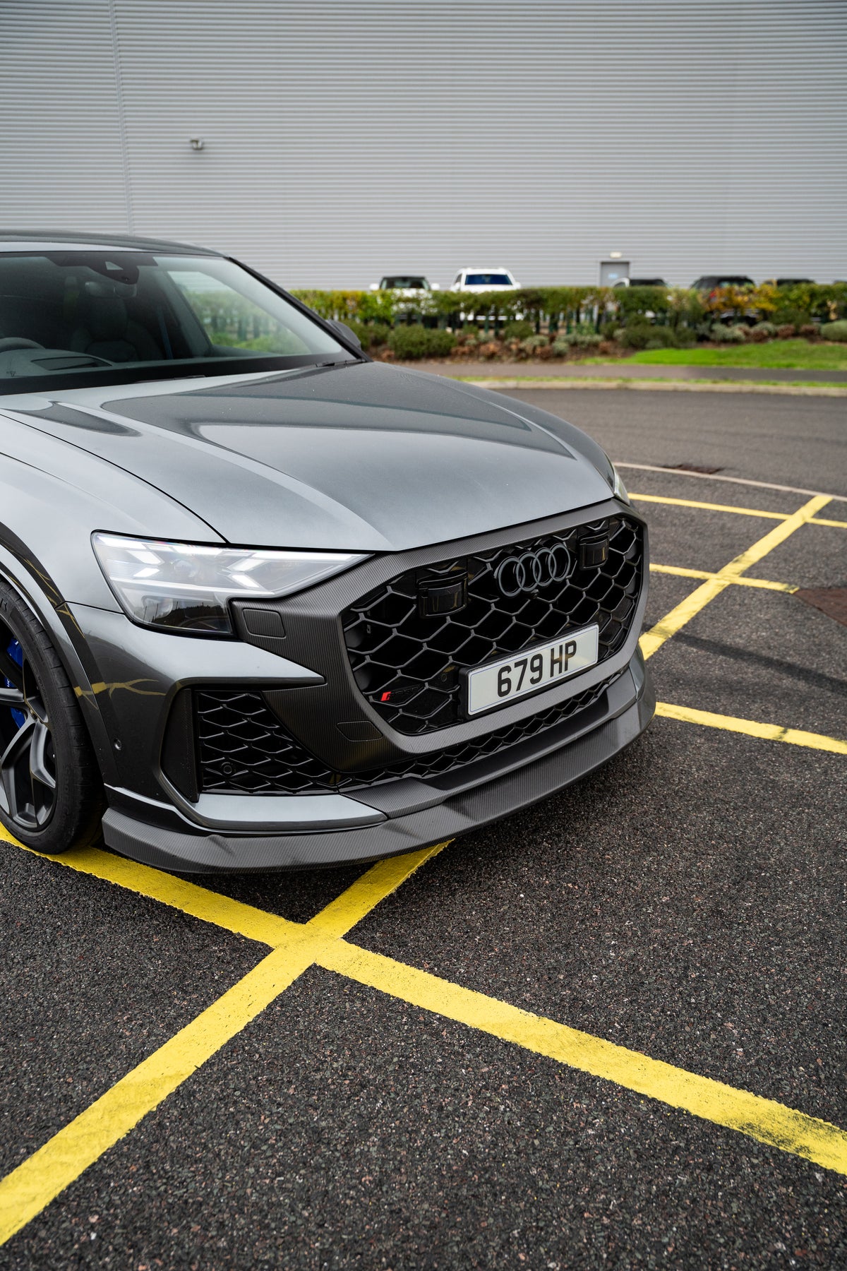 AUDI RSQ8 FACELIFT 2025+ CARBON FIBRE SPLITTER - CT DESIGN