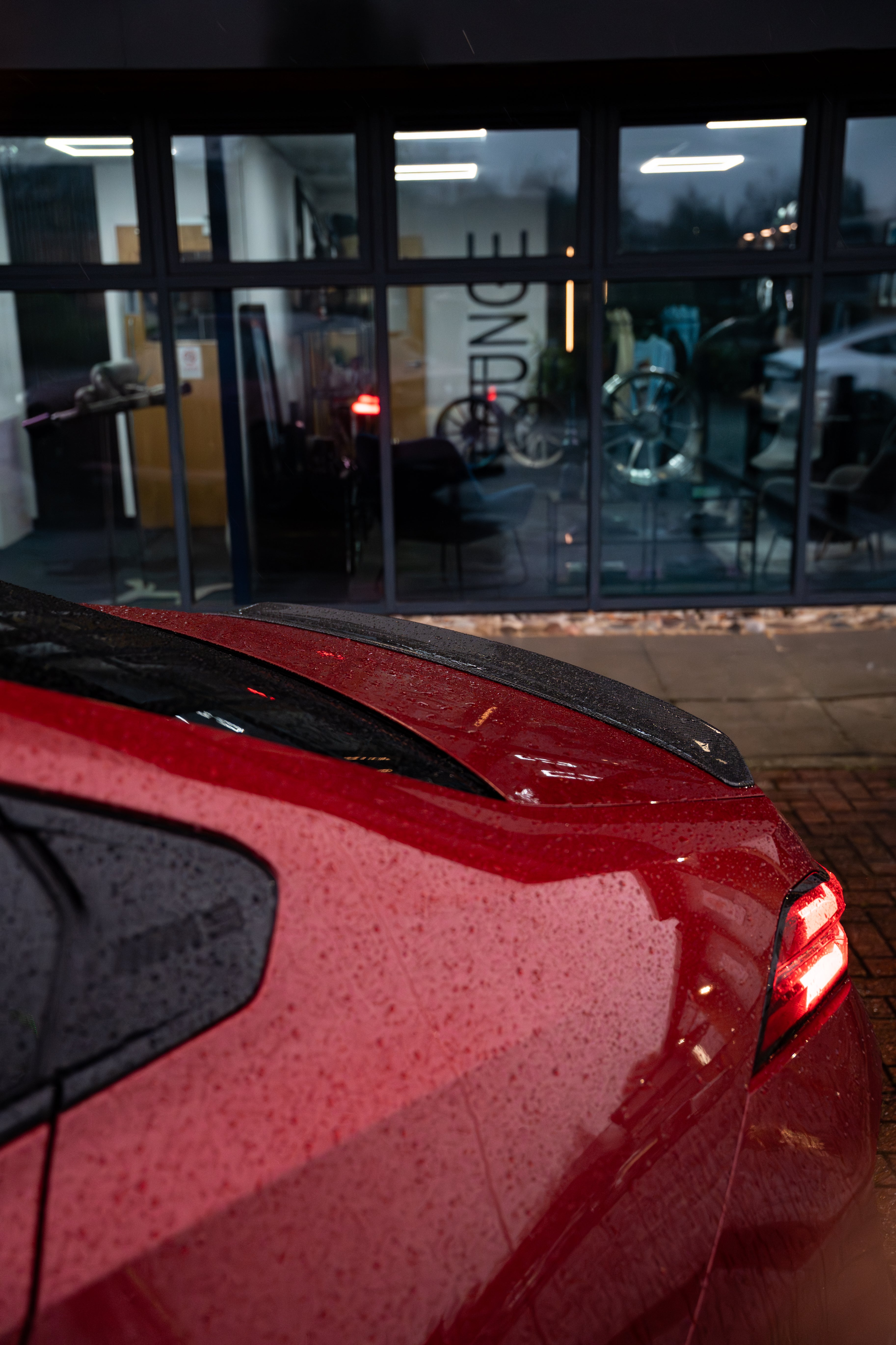 BMW M5 G90 M Performance Carbon Boot Spoiler