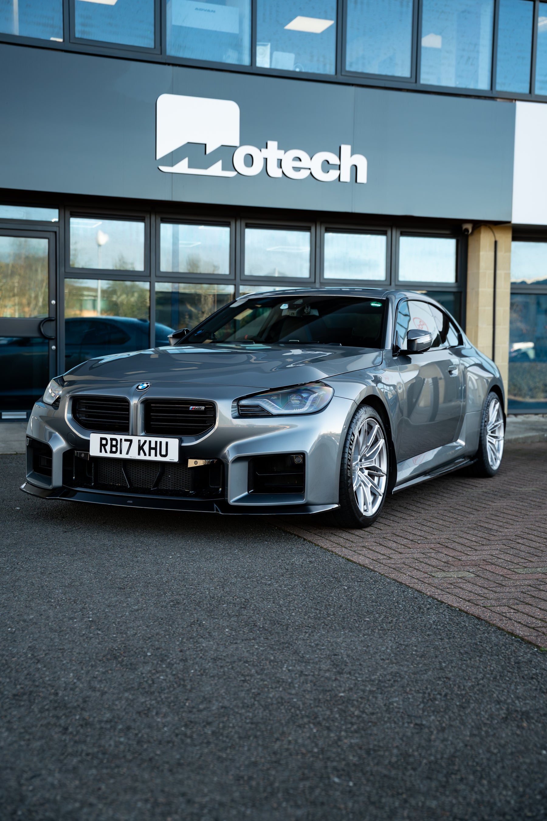 BMW G87 M2 Zaero Gloss Black EVO-S Kit