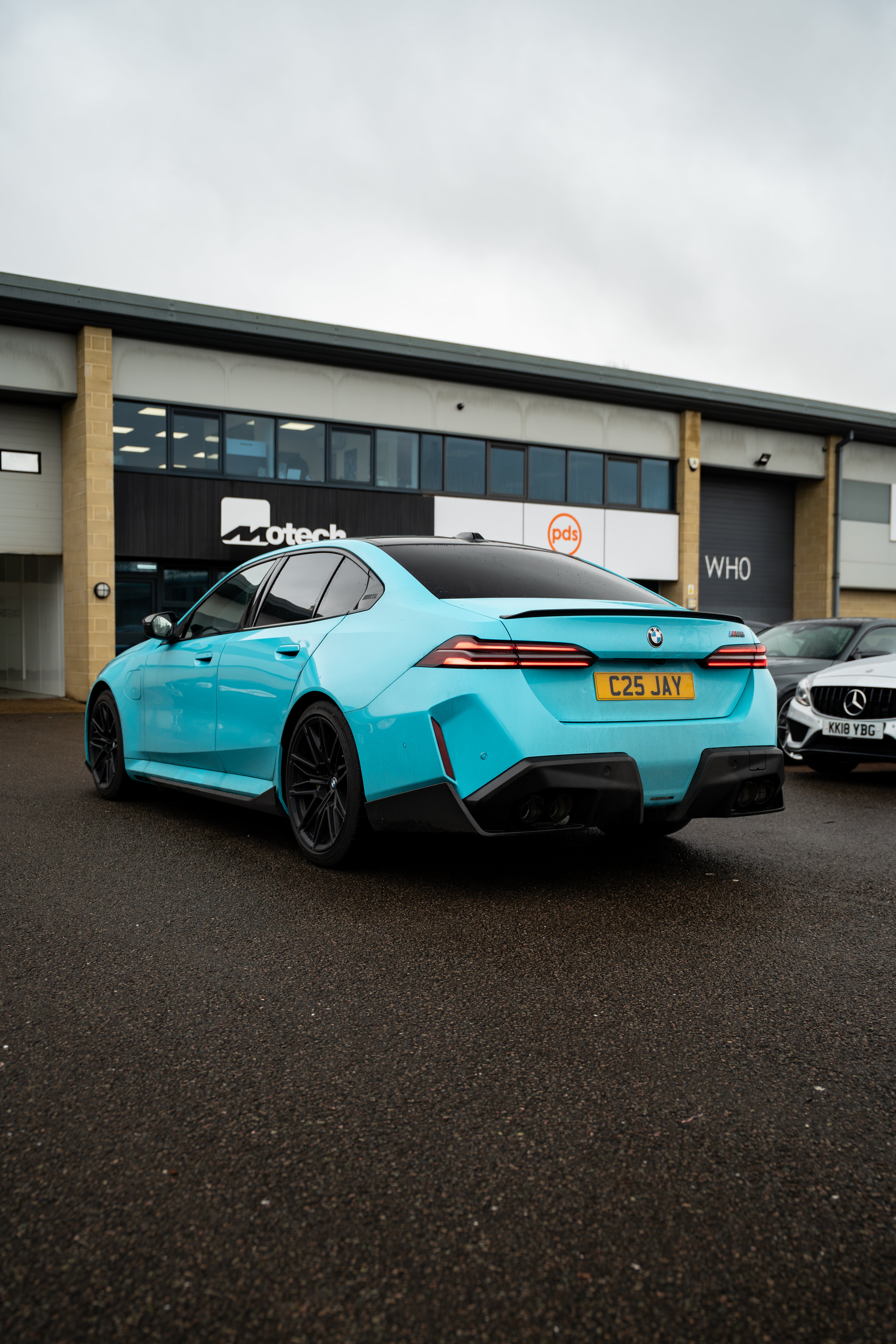 BMW M5 G90 / G99 M Performance Carbon Rear Diffuser