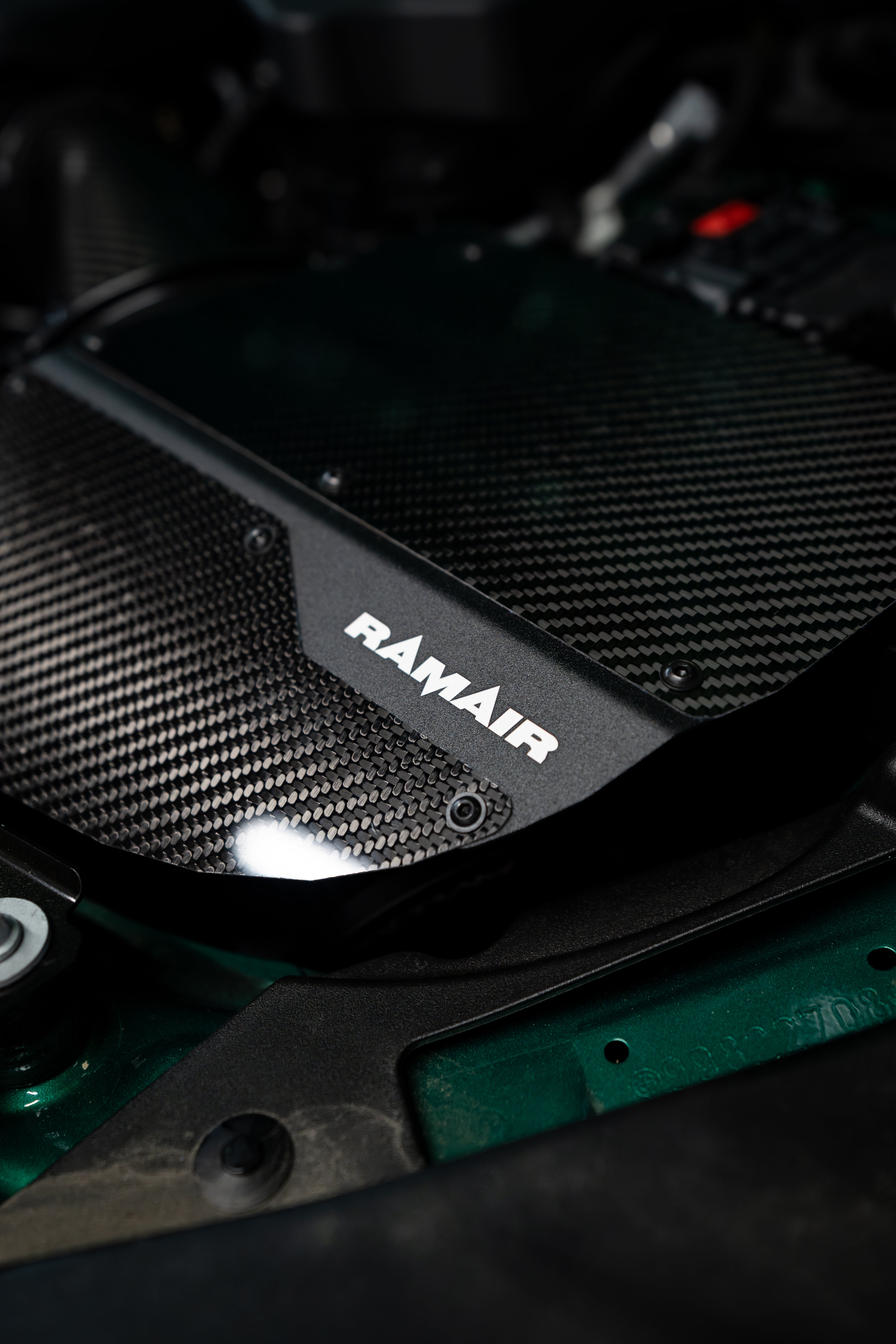 BMW M5 G90/G99 Ramair Carbon Fibre Induction Kit