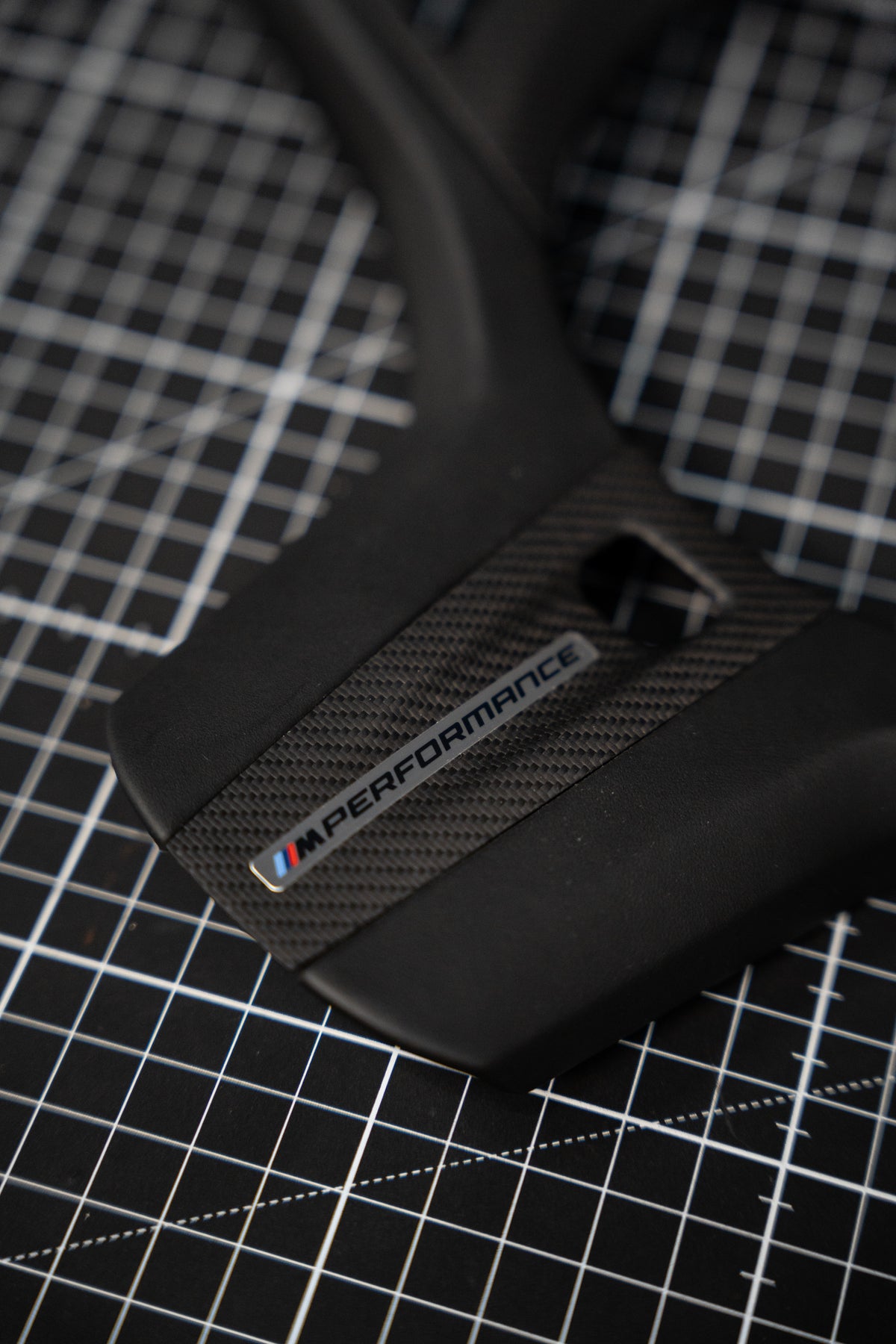 Satin carbon insert with ACC and Heating