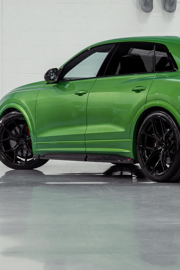 Audi RSQ8 Pre-LCI Carbon Urban Lower Side Sill Extensions