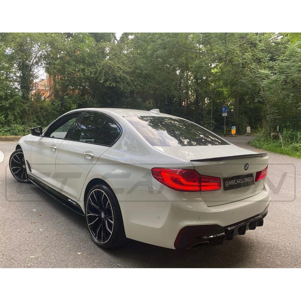 BMW 5 SERIES G30 PRE-LCI 2017-2021 GLOSS BLACK FULL KIT - V2