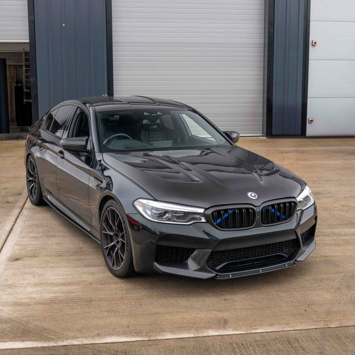 BMW F90 M5 & G30 5 SERIES CARBON FIBRE BONNET - V1