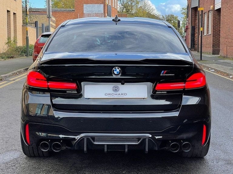 BMW F90 M5 LCI SALOON FULL CARBON FIBRE KIT - V6