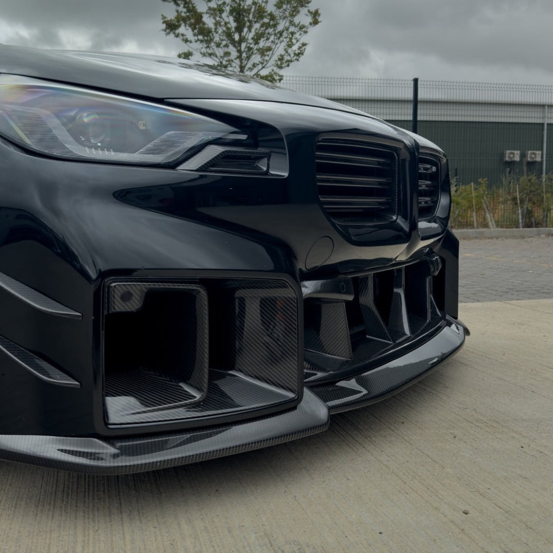 BMW G87 M2 CARBON FIBRE LOWER GRILLE - V1 - CT DESIGN