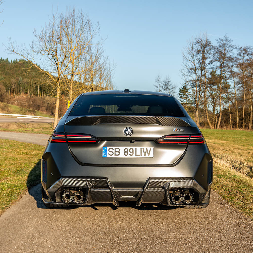 BMW G90 M5 & G60 5 SERIES 2023+ CARBON FIBRE SPOILER - V1 - CT DESIGN
