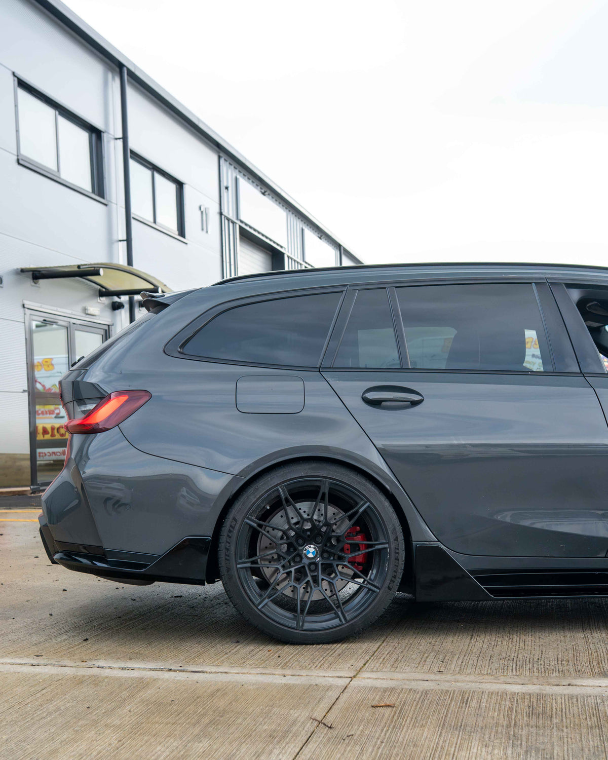 BMW M3 G80 & G81 GLOSS BLACK SIDE SKIRTS - V1