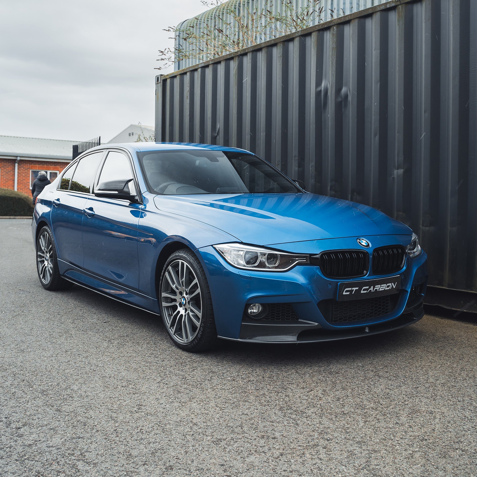 BMW F30 3 SERIES SALOON FULL CARBON FIBRE KIT V1