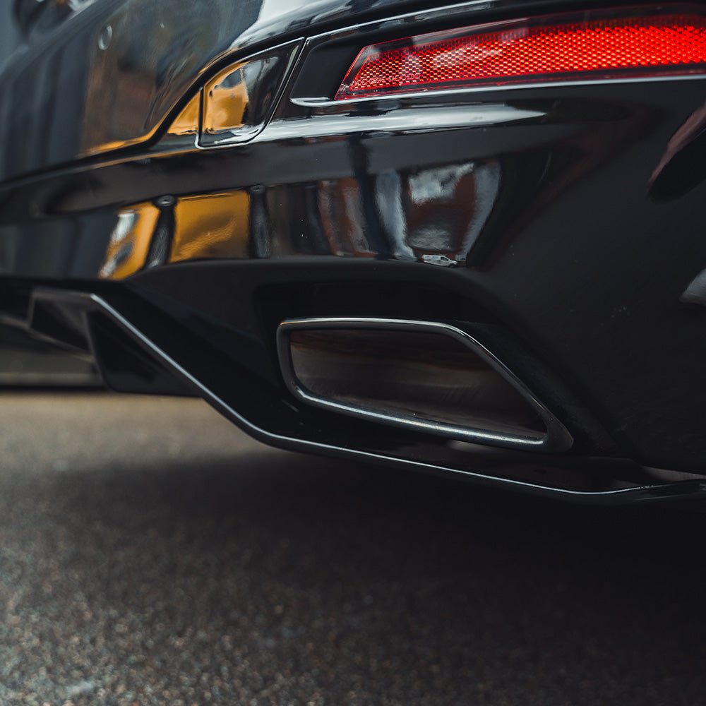 BMW G30/G31 5 SERIES 2017-2023 GLOSS BLACK DIFFUSER - V1