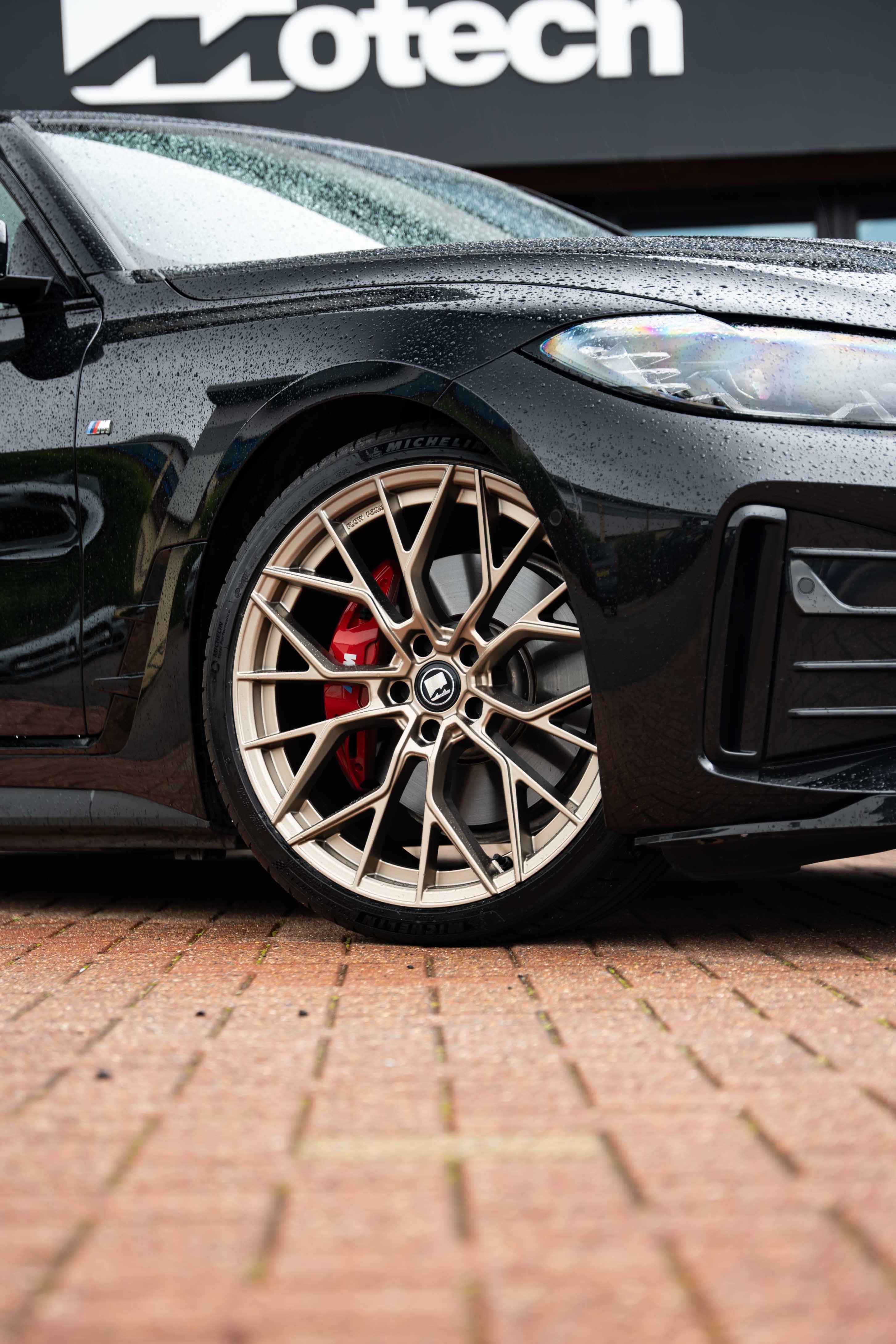 BMW i4 M-W3 20" Neodyme Gold Motech Wheel