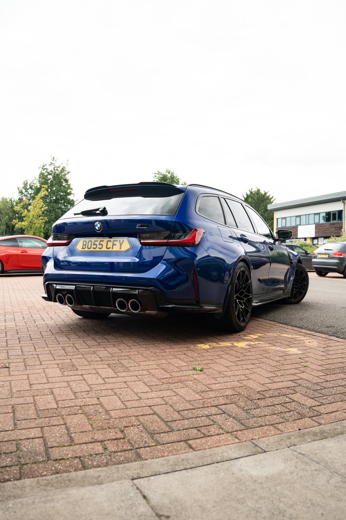 BMW M3 Competition G80 / G81 AP carbon fibre arch guards