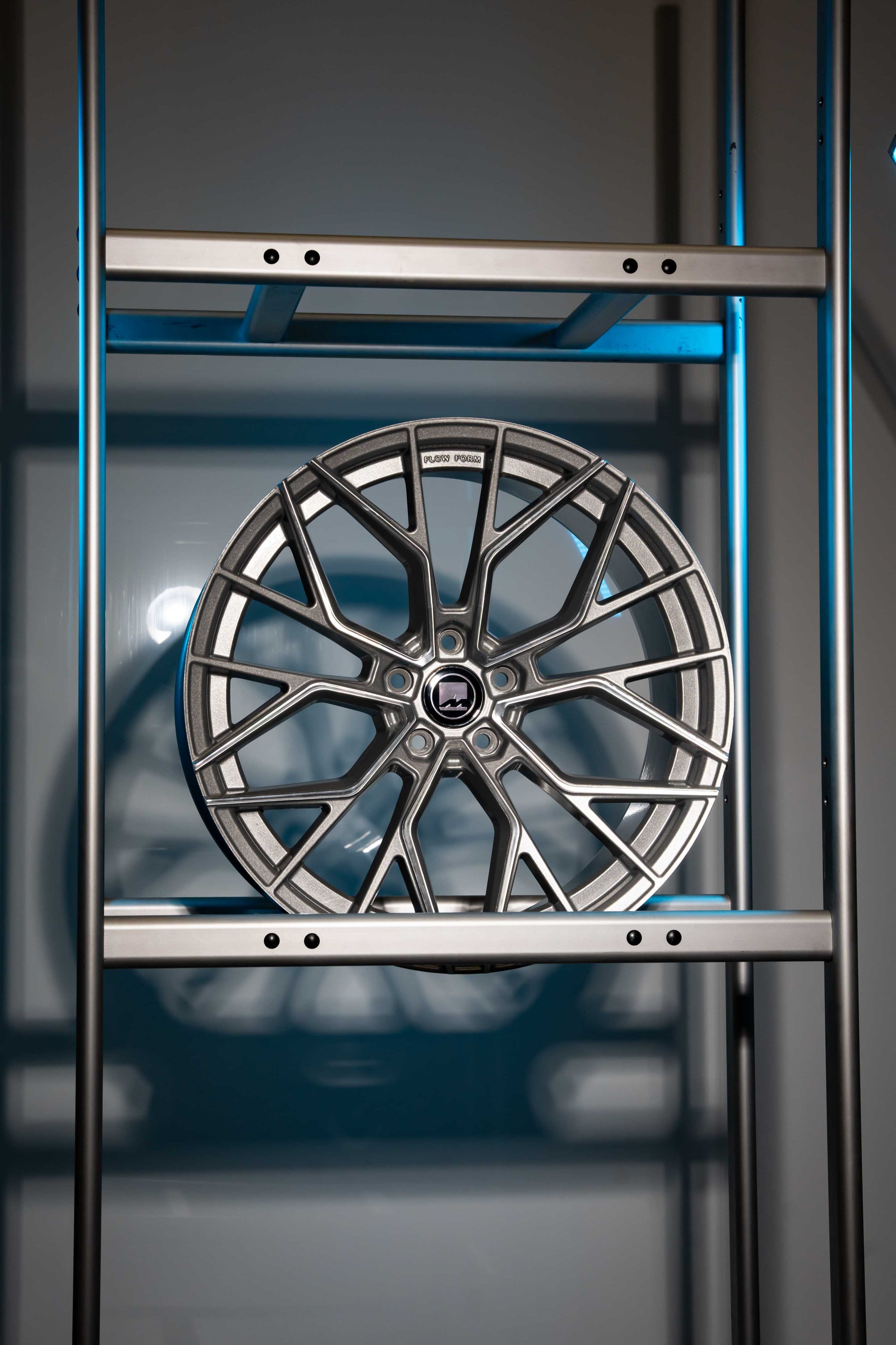 BMW i4 M-W3 20" Silver Polished Motech Wheel
