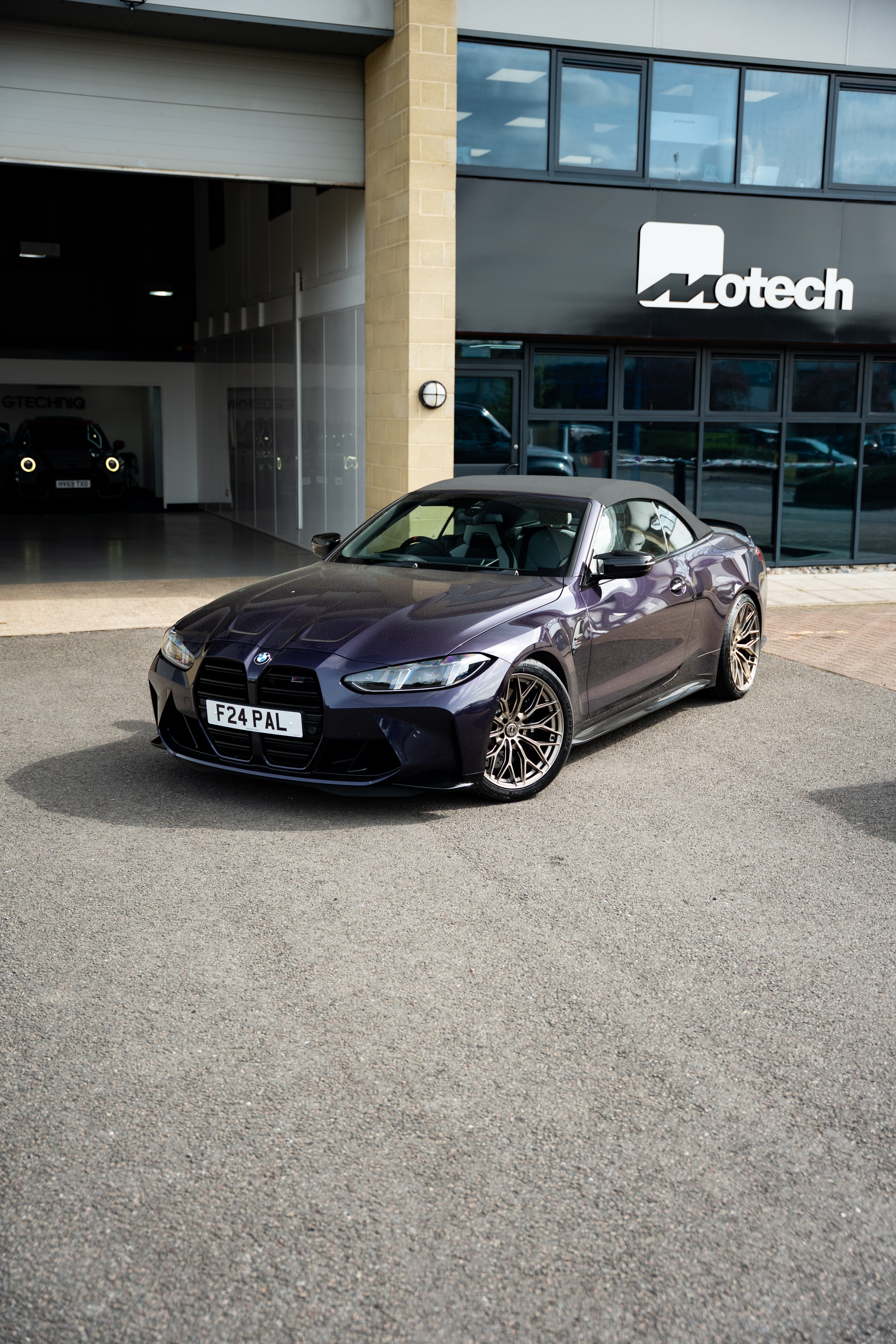 M4 G82 / G83 M-WX 19 / 20" Neodyme Gold Motech Wheel