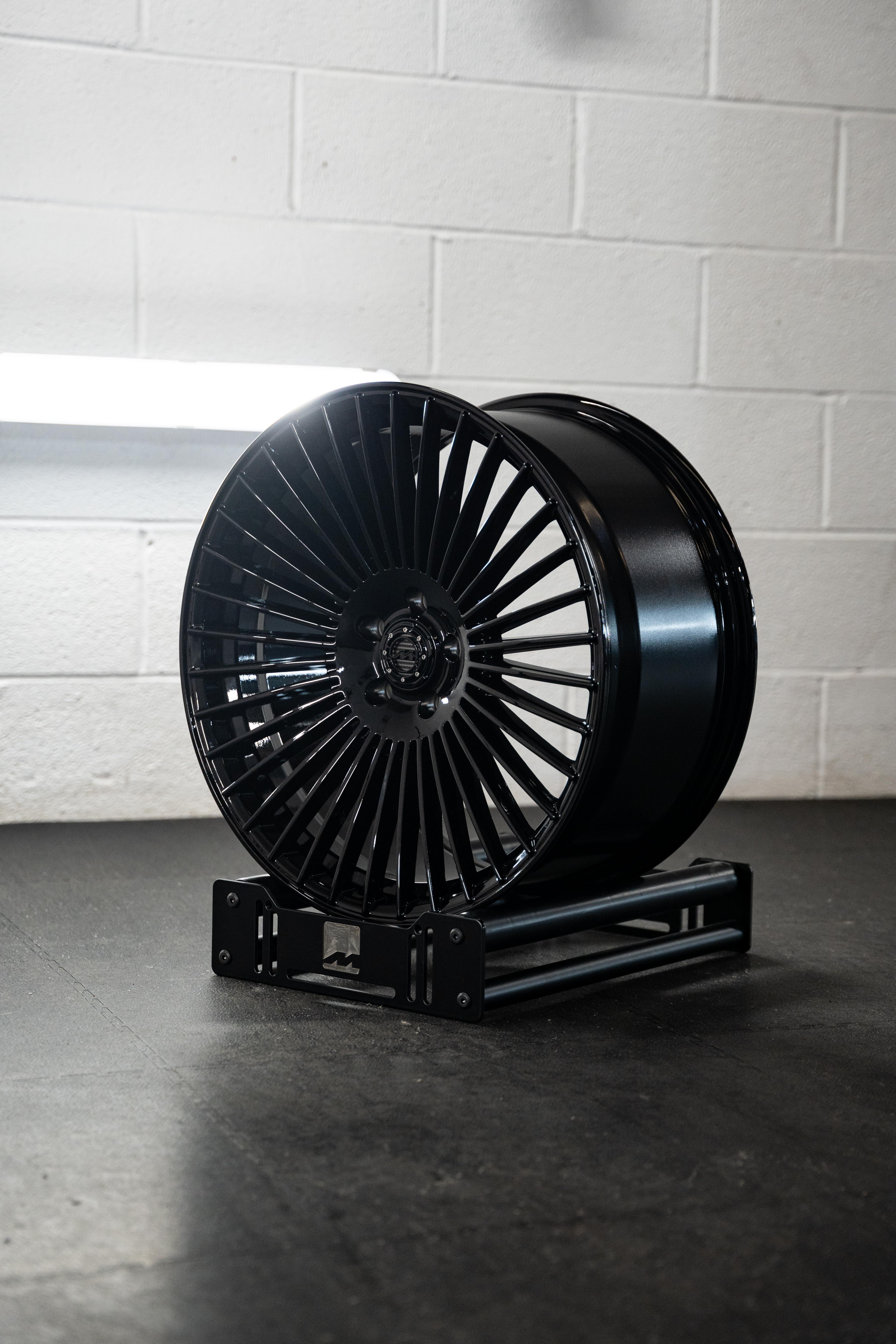 BMW i4 M-W5 20" Precision Black Motech Wheel